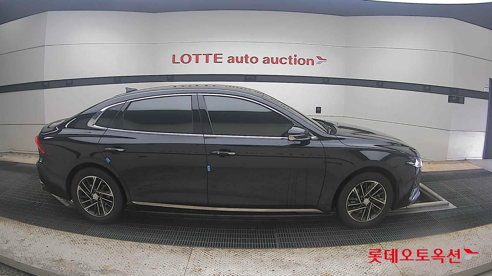 2022 - hyundai grandeur