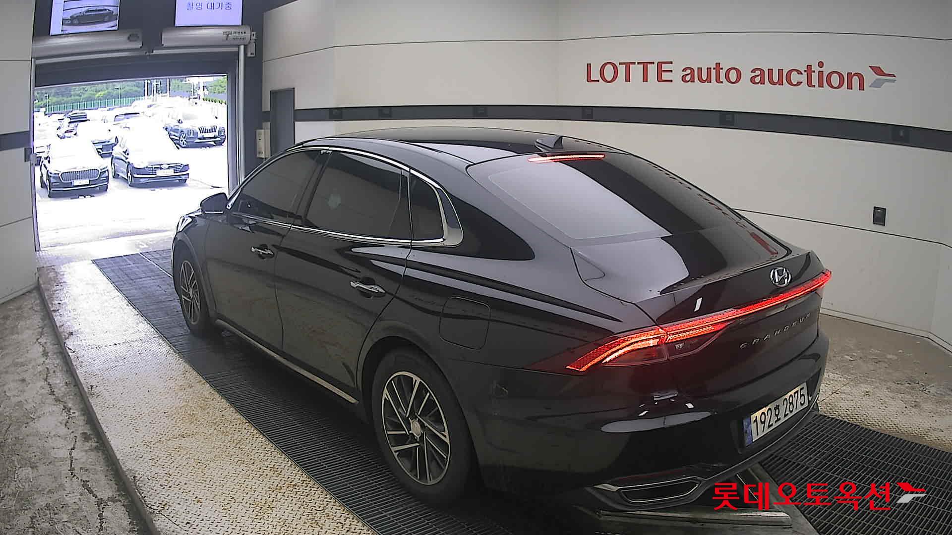 2022 - hyundai grandeur