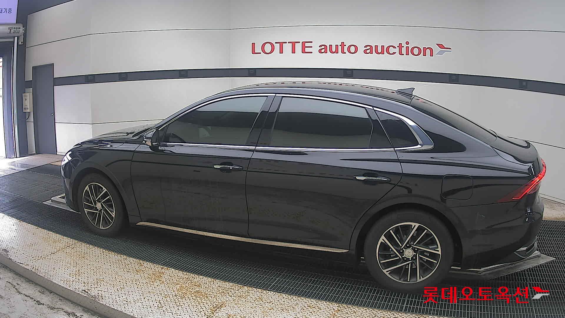 2022 - hyundai grandeur
