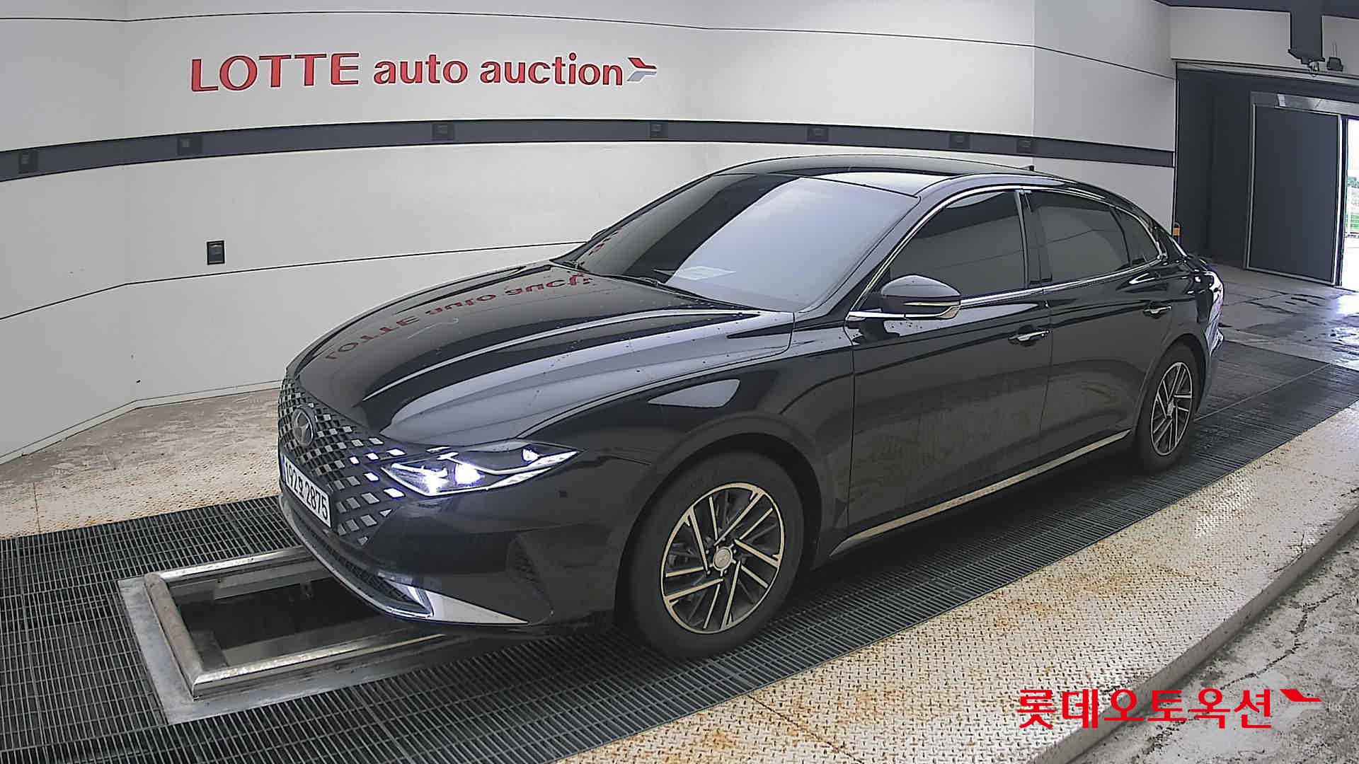 2022 - hyundai grandeur