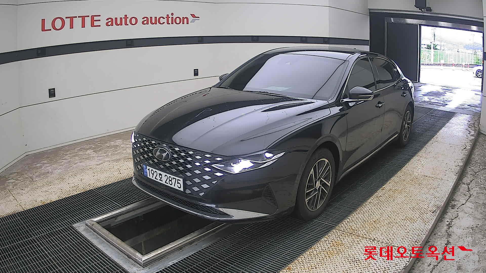 2022 - hyundai grandeur