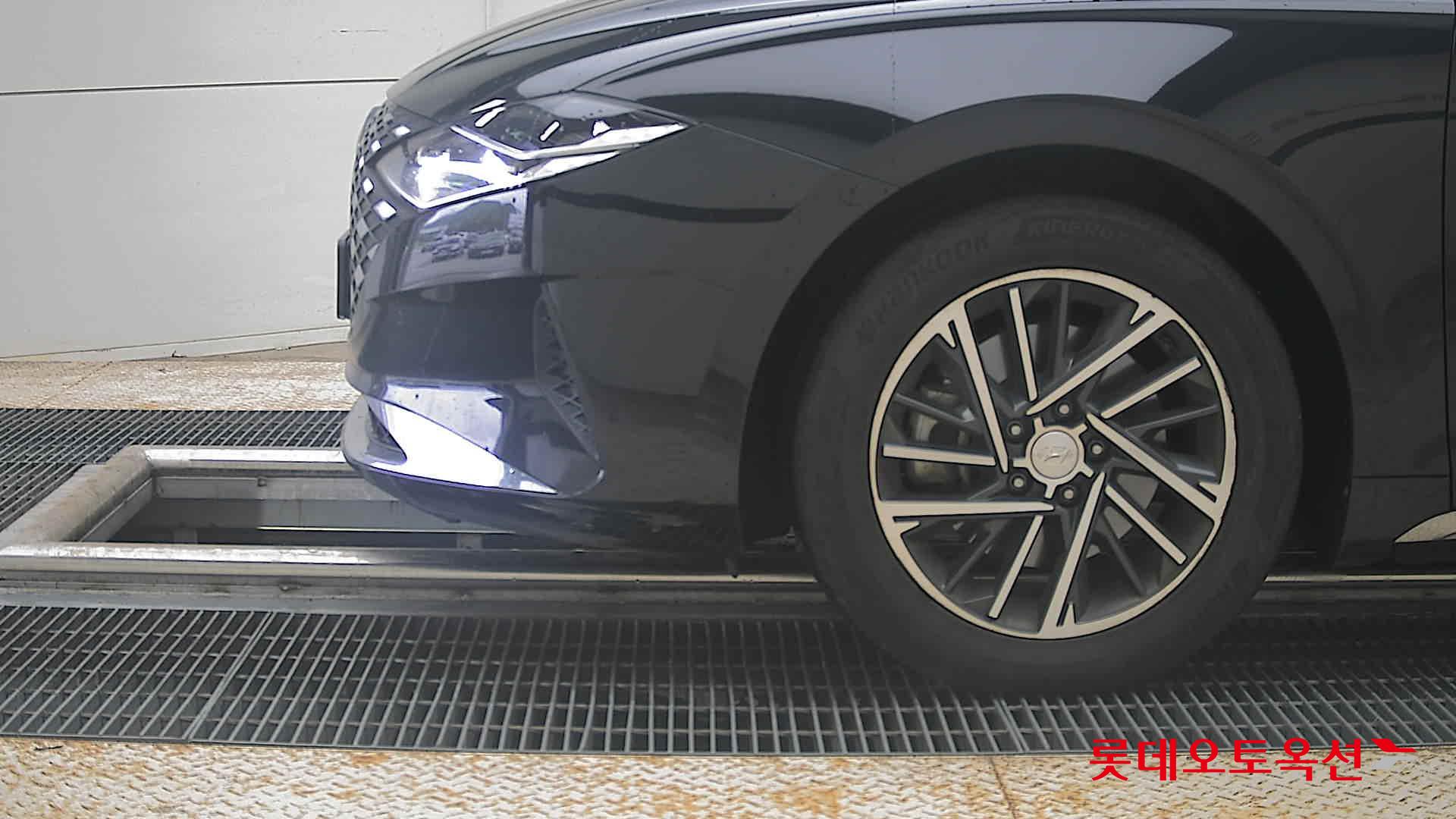 2022 - hyundai grandeur