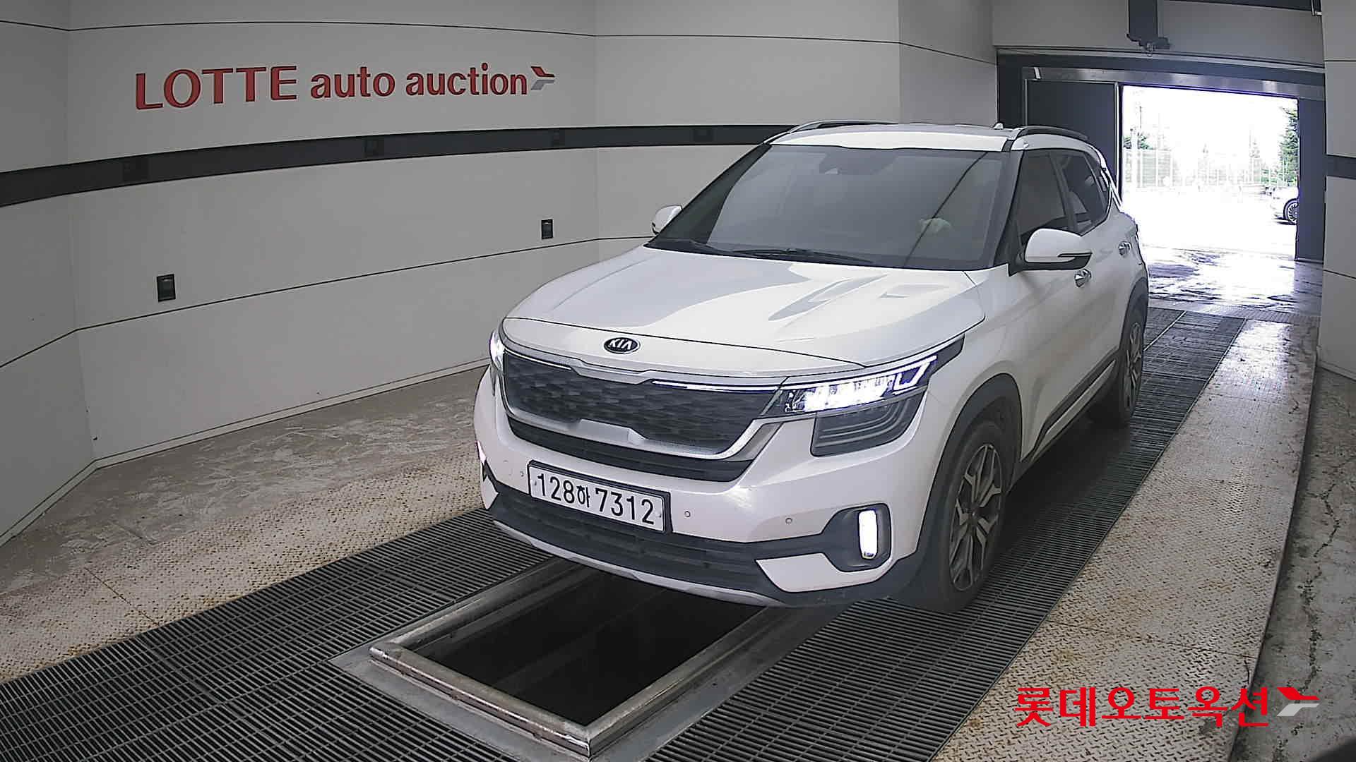 2020 - kia seltos