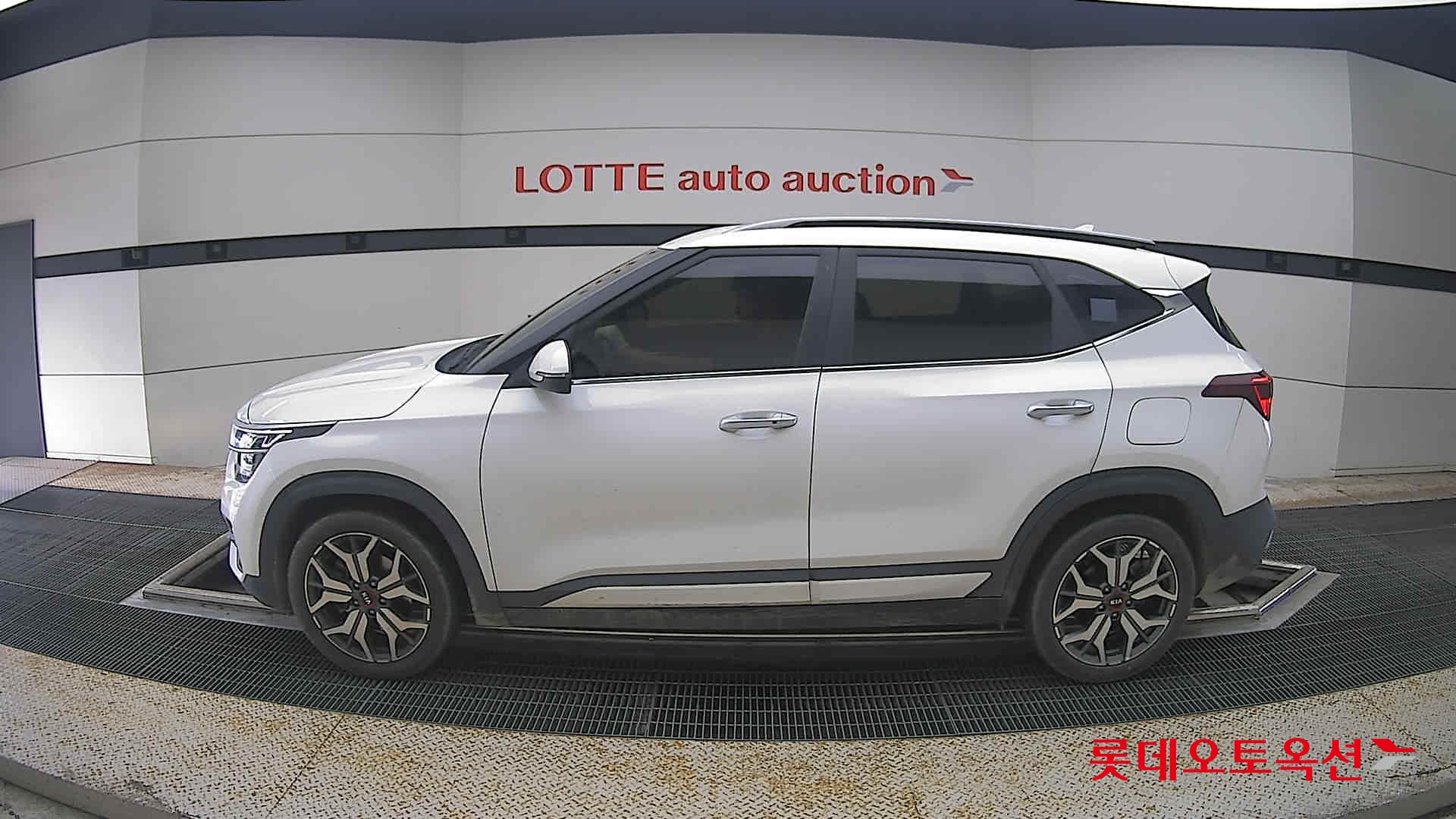 2020 - kia seltos