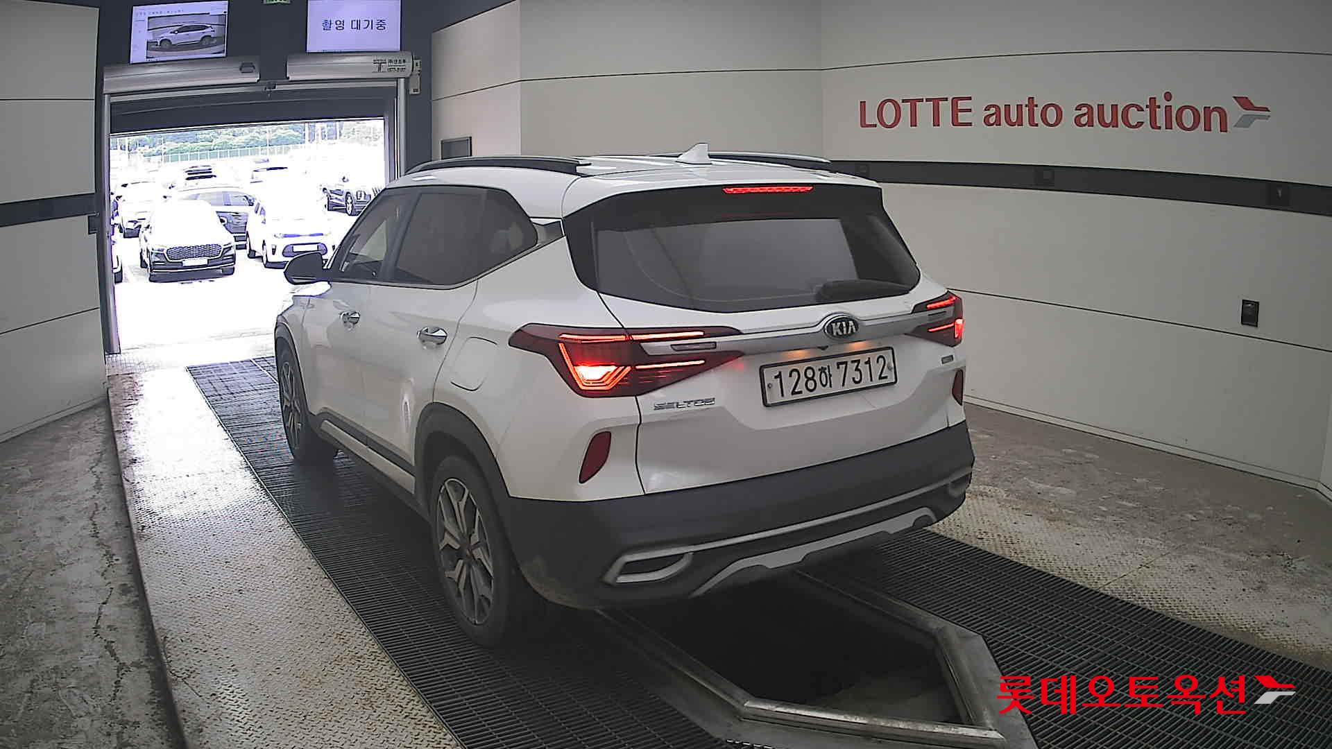 2020 - kia seltos
