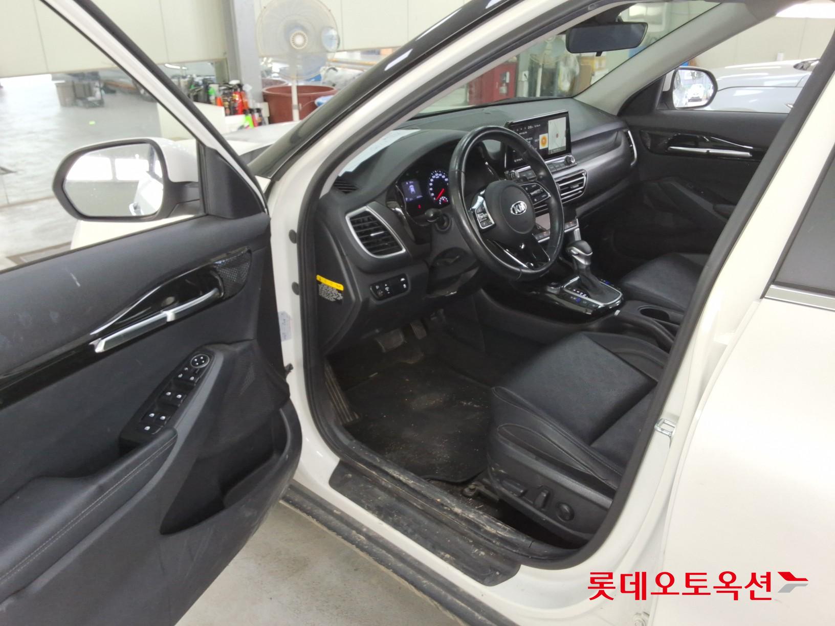 2020 - kia seltos