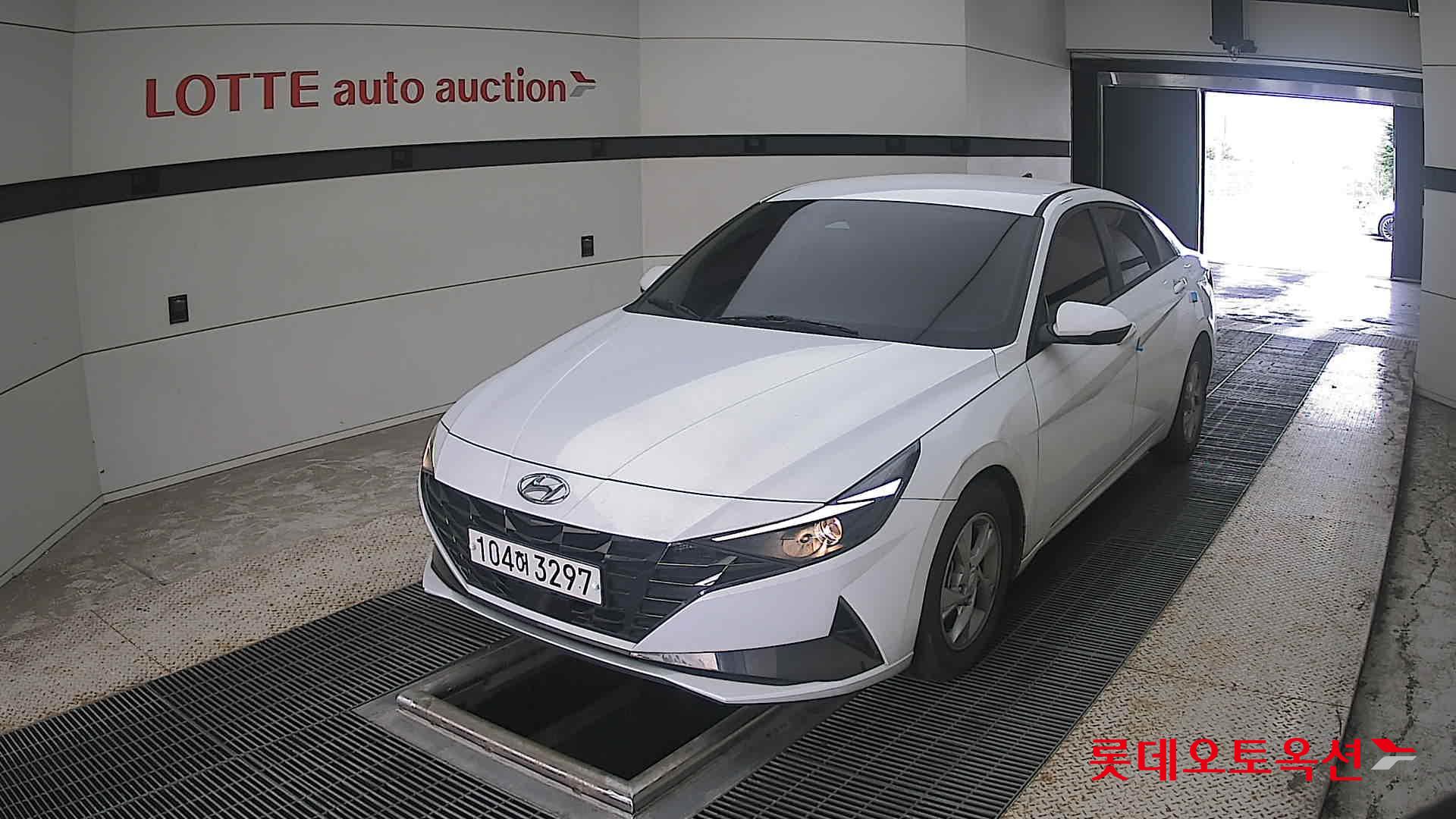2021 - hyundai avante
