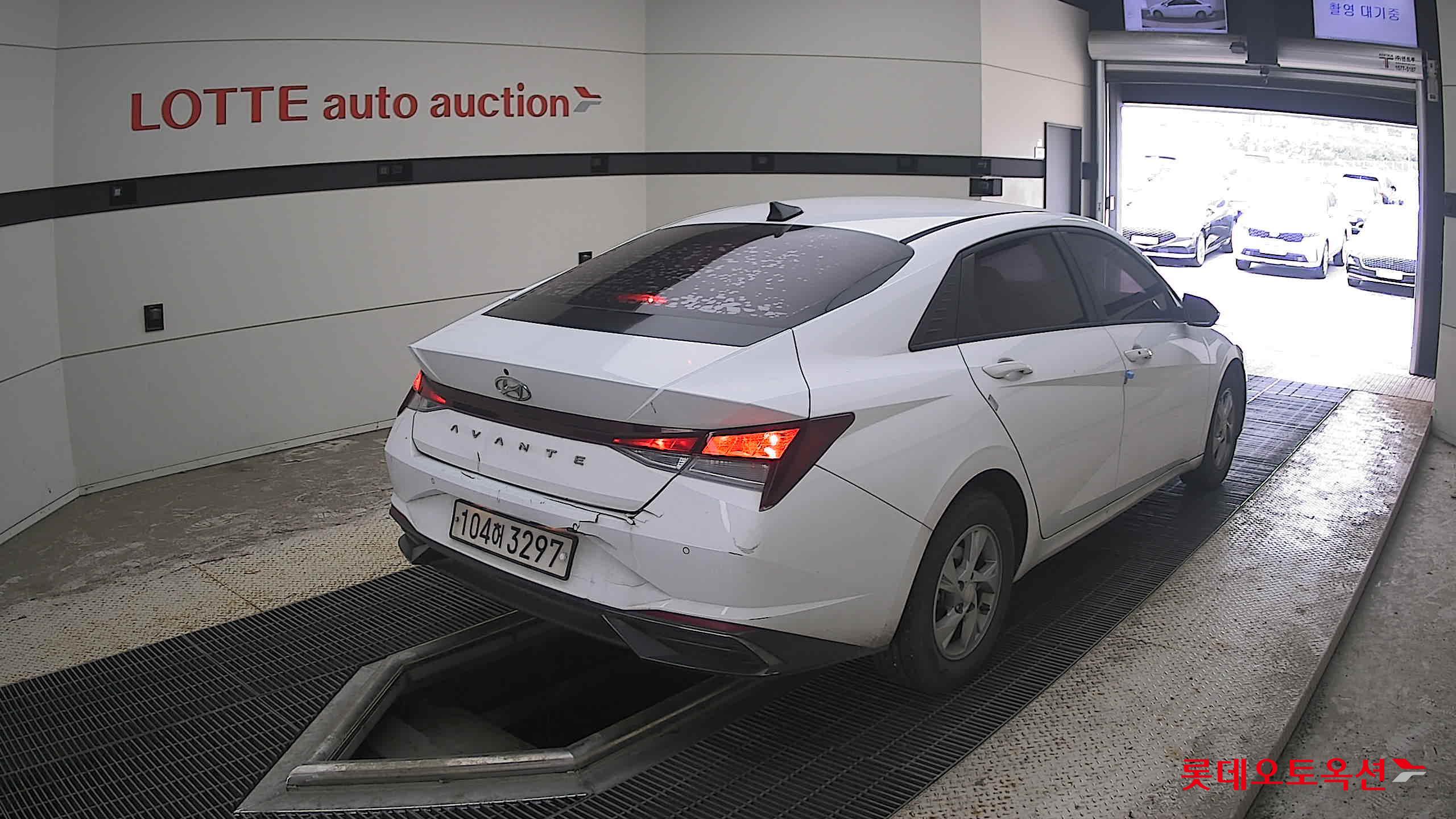 2021 - hyundai avante