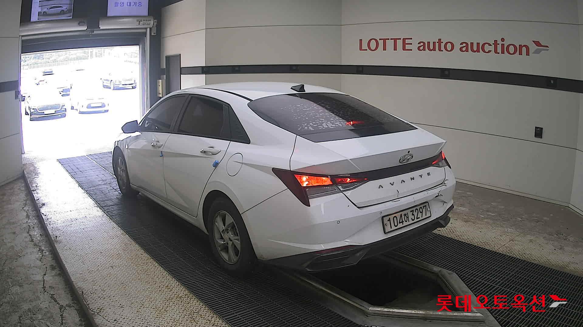 2021 - hyundai avante