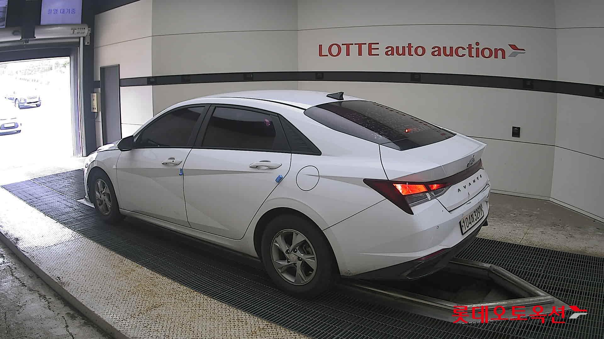 2021 - hyundai avante