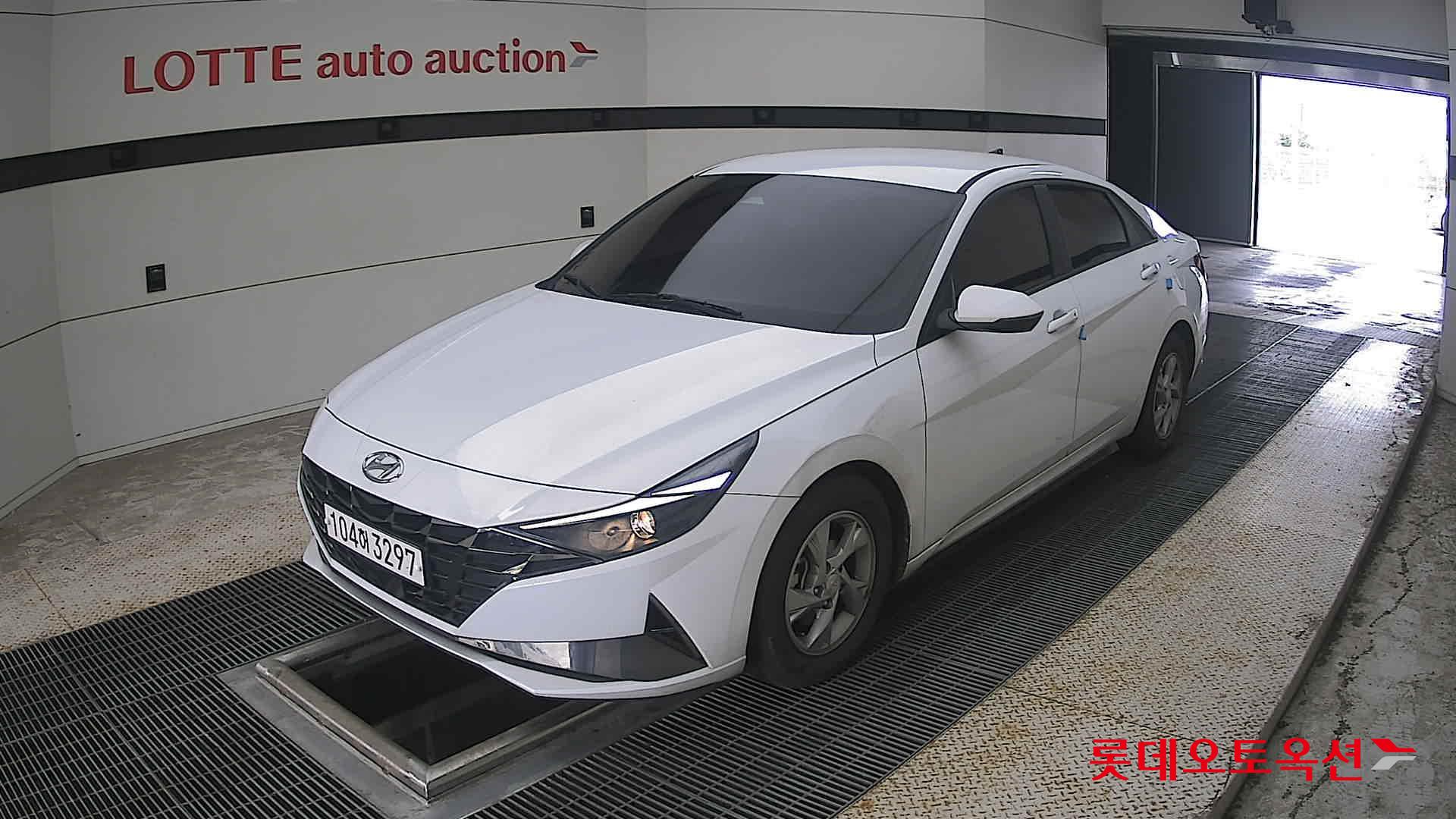 2021 - hyundai avante