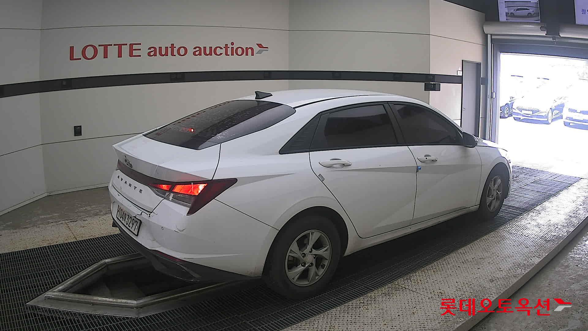 2021 - hyundai avante