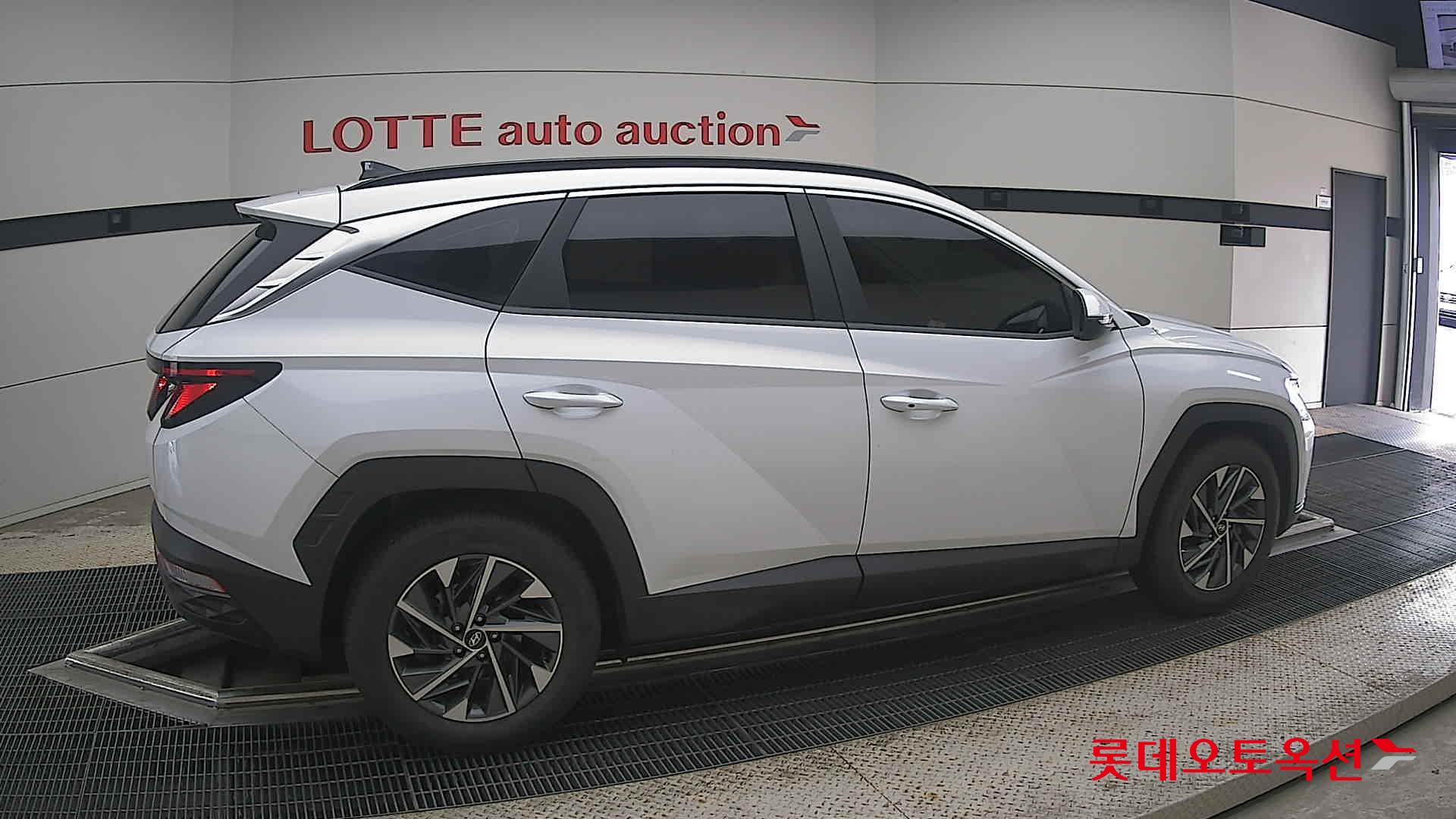 2021 - hyundai tucson