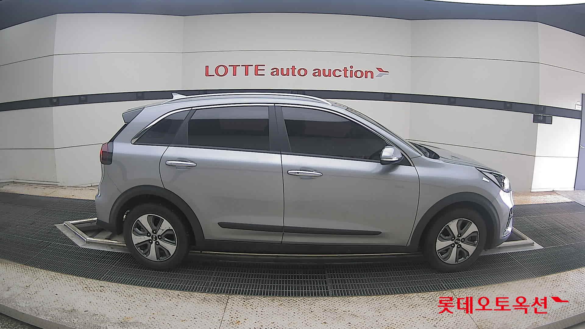 2021 - kia niro
