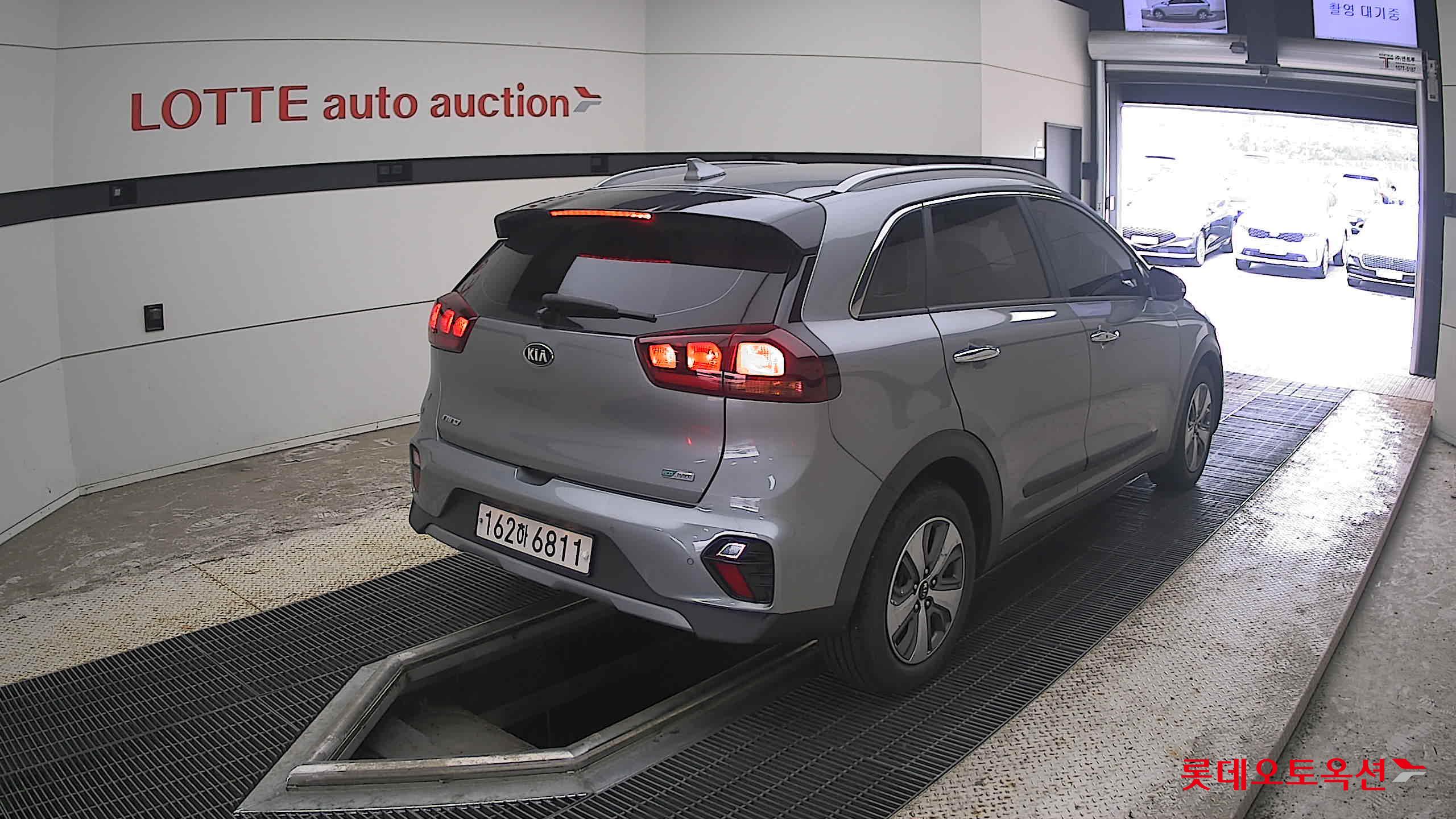 2021 - kia niro