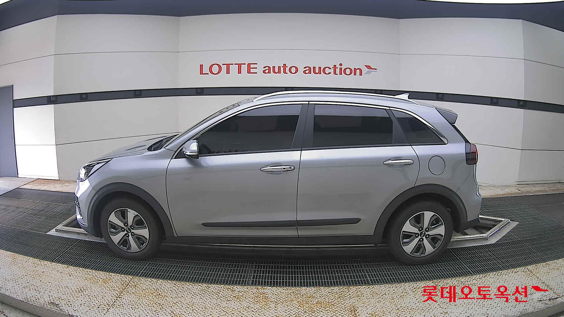 2021 - kia niro