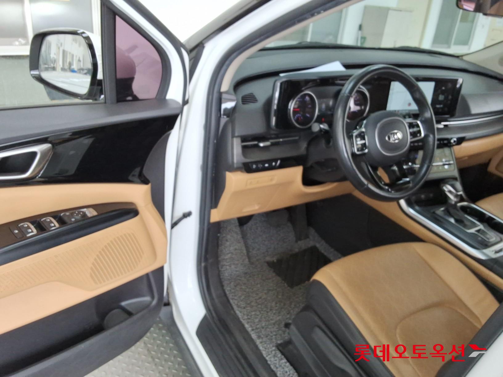 2021 - kia carnival