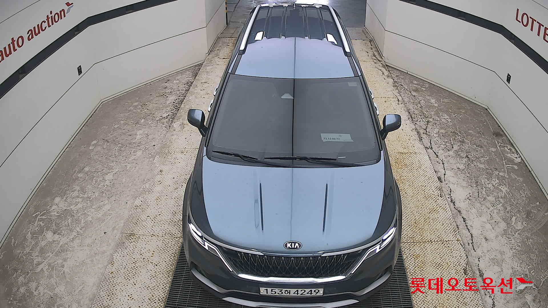 2021 - kia carnival