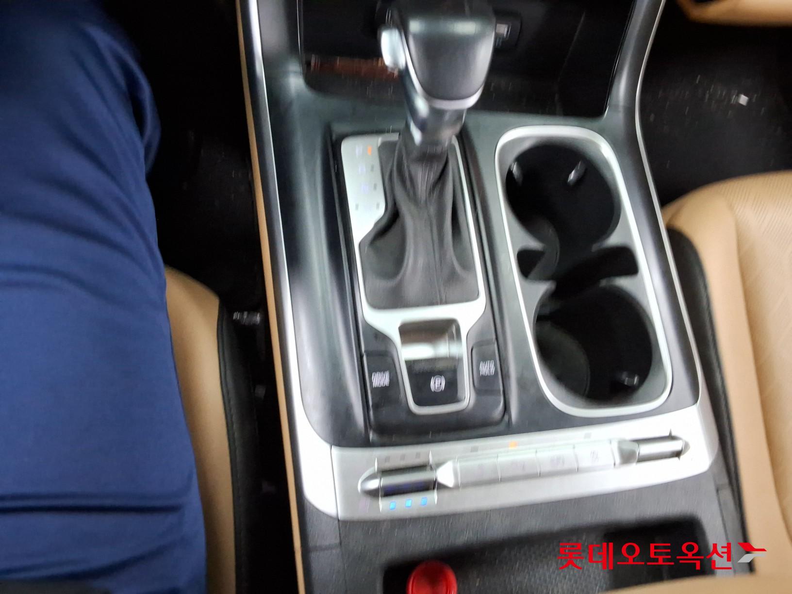 2021 - kia carnival
