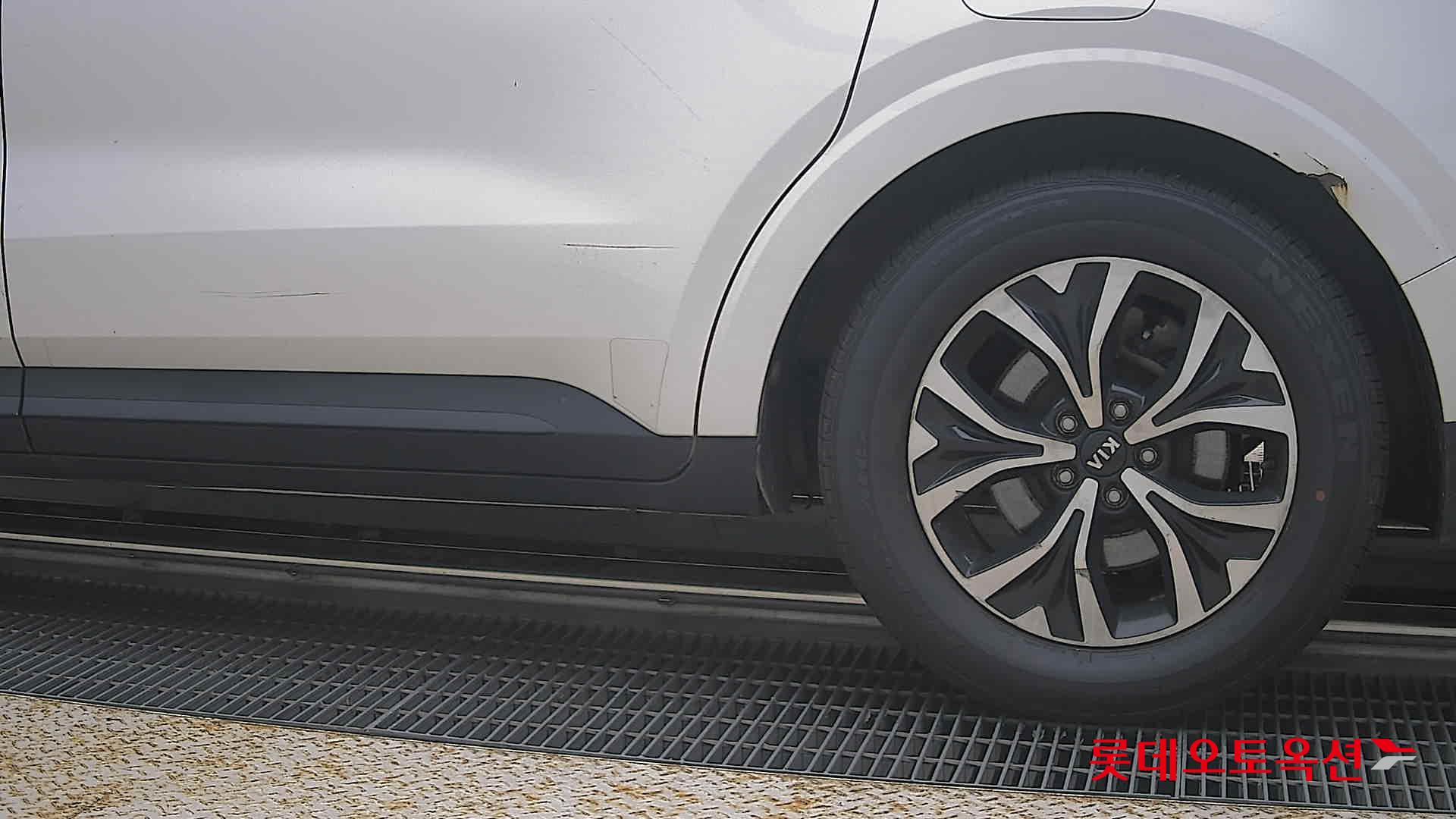 2021 - kia carnival