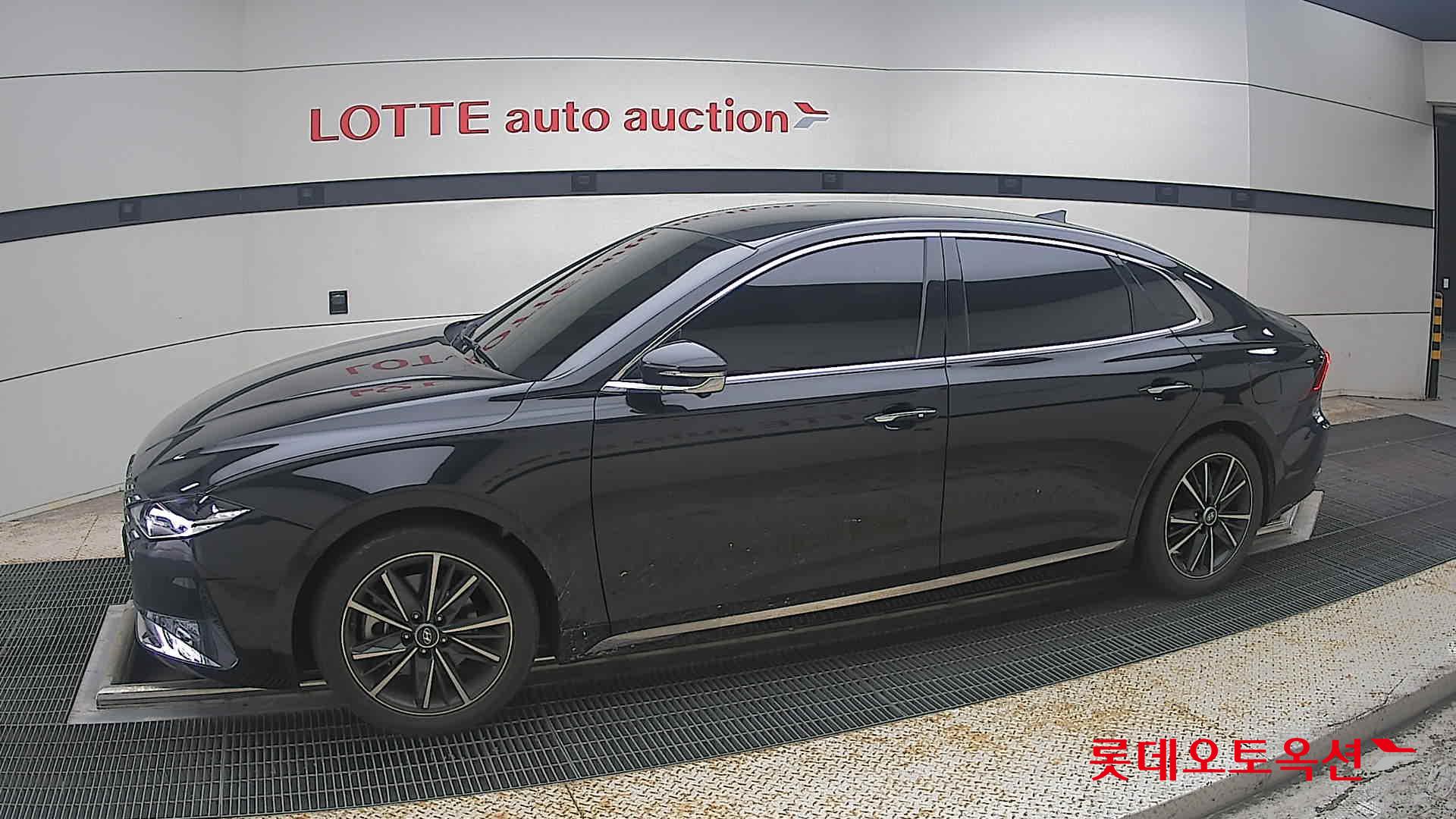 2022 - hyundai grandeur