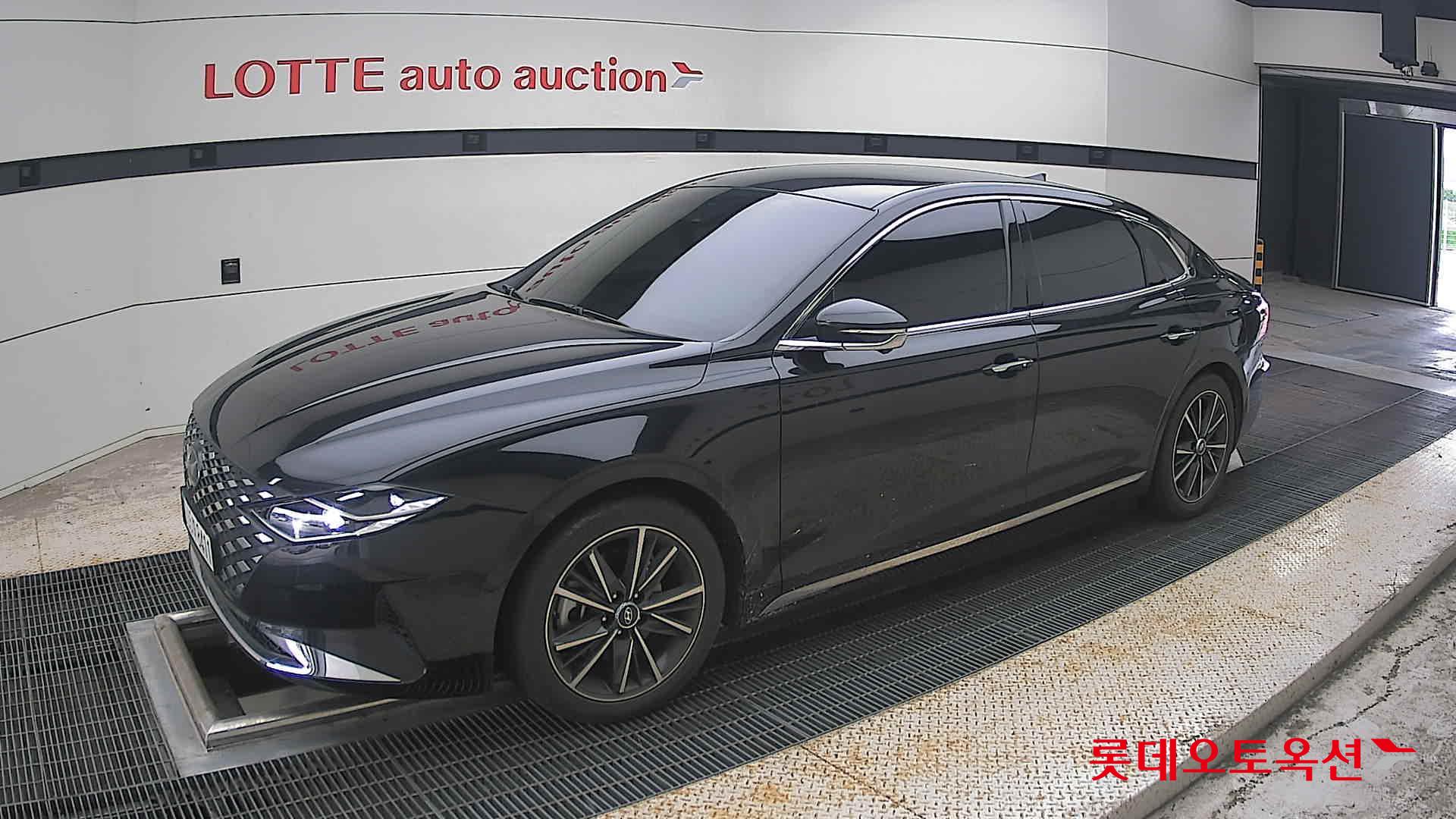 2022 - hyundai grandeur