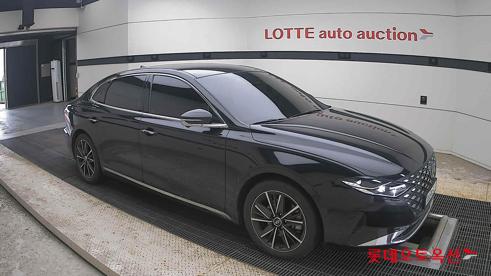 2022 - hyundai grandeur