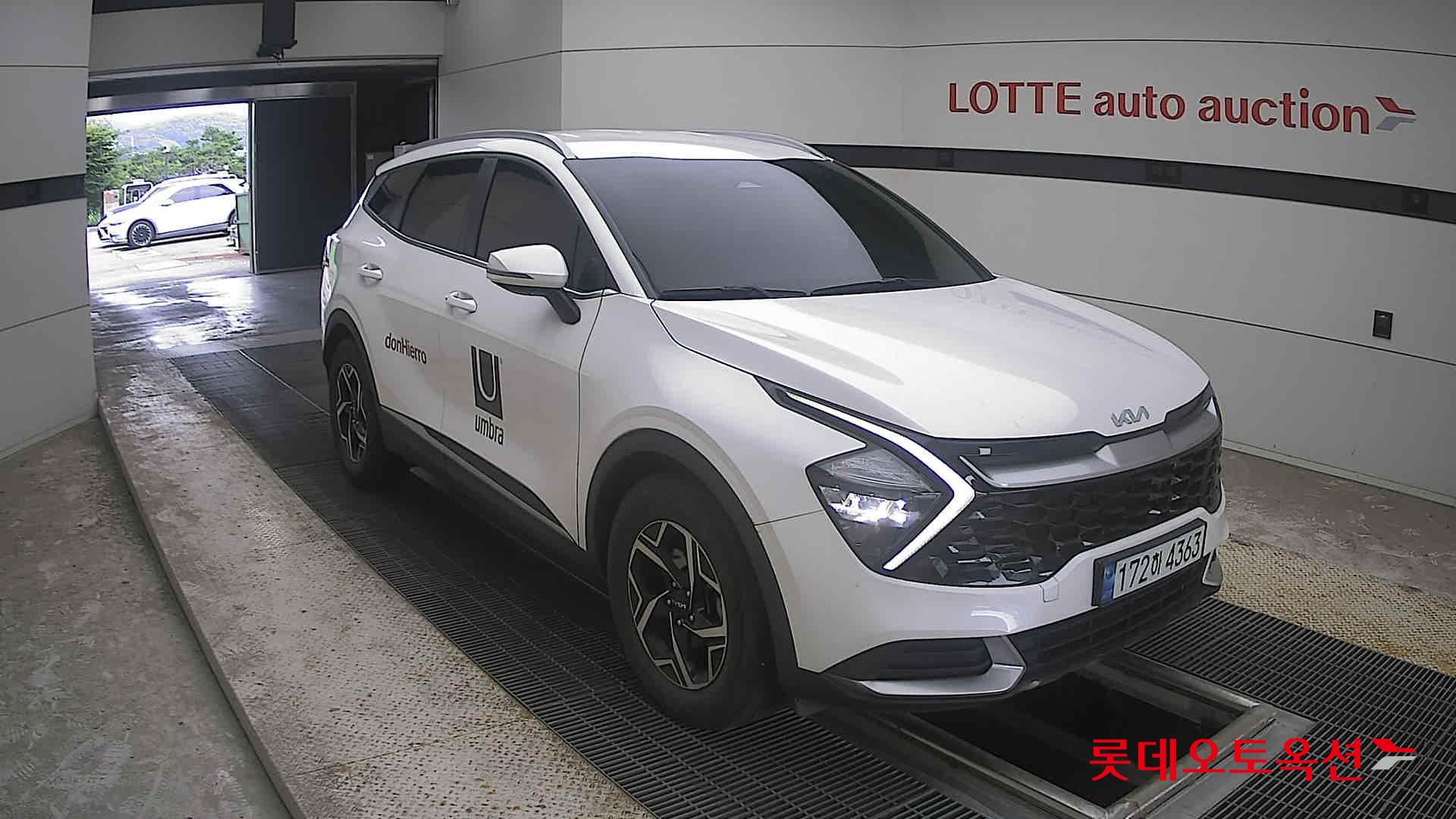 2022 - kia sportage