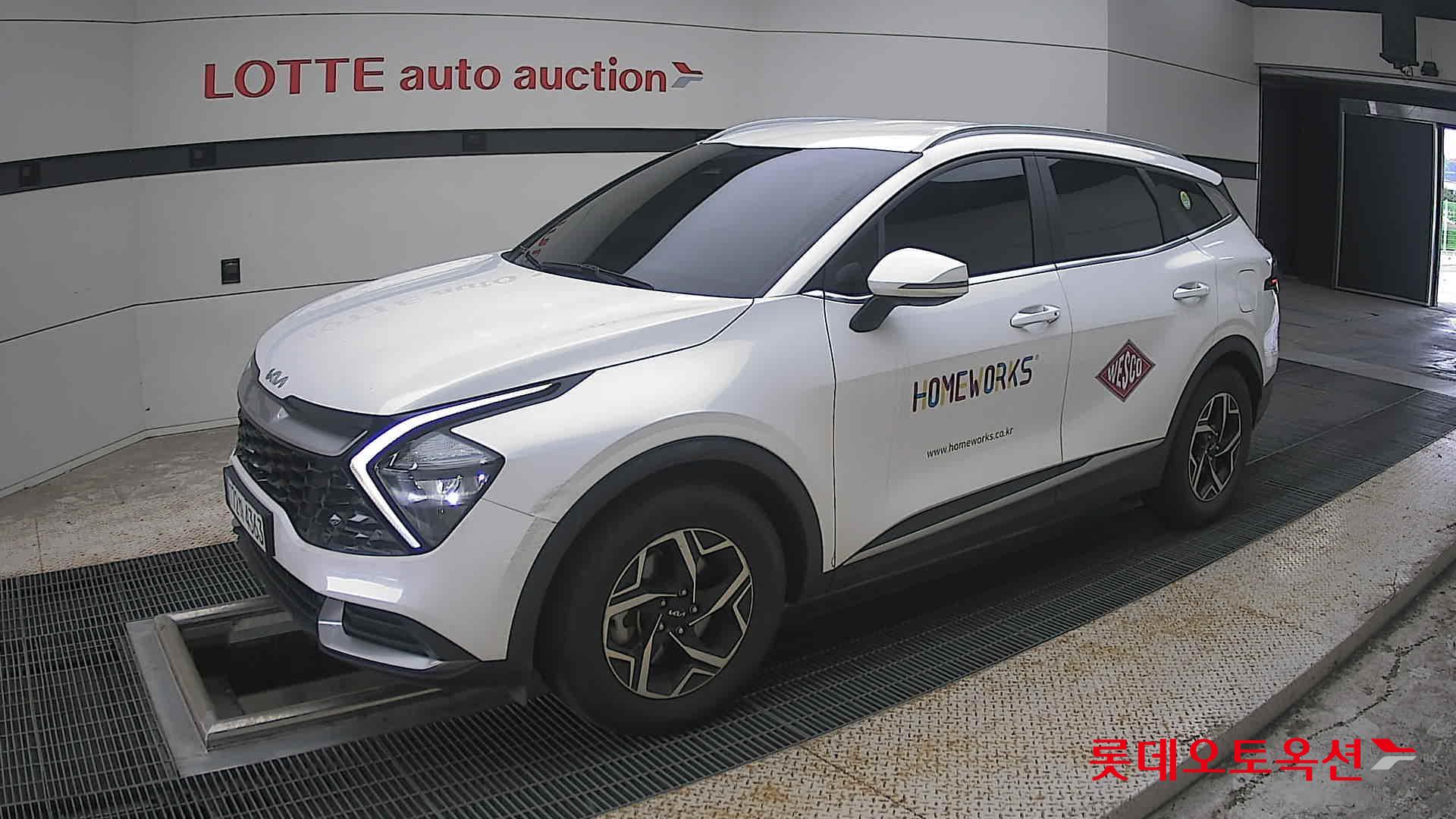 2022 - kia sportage