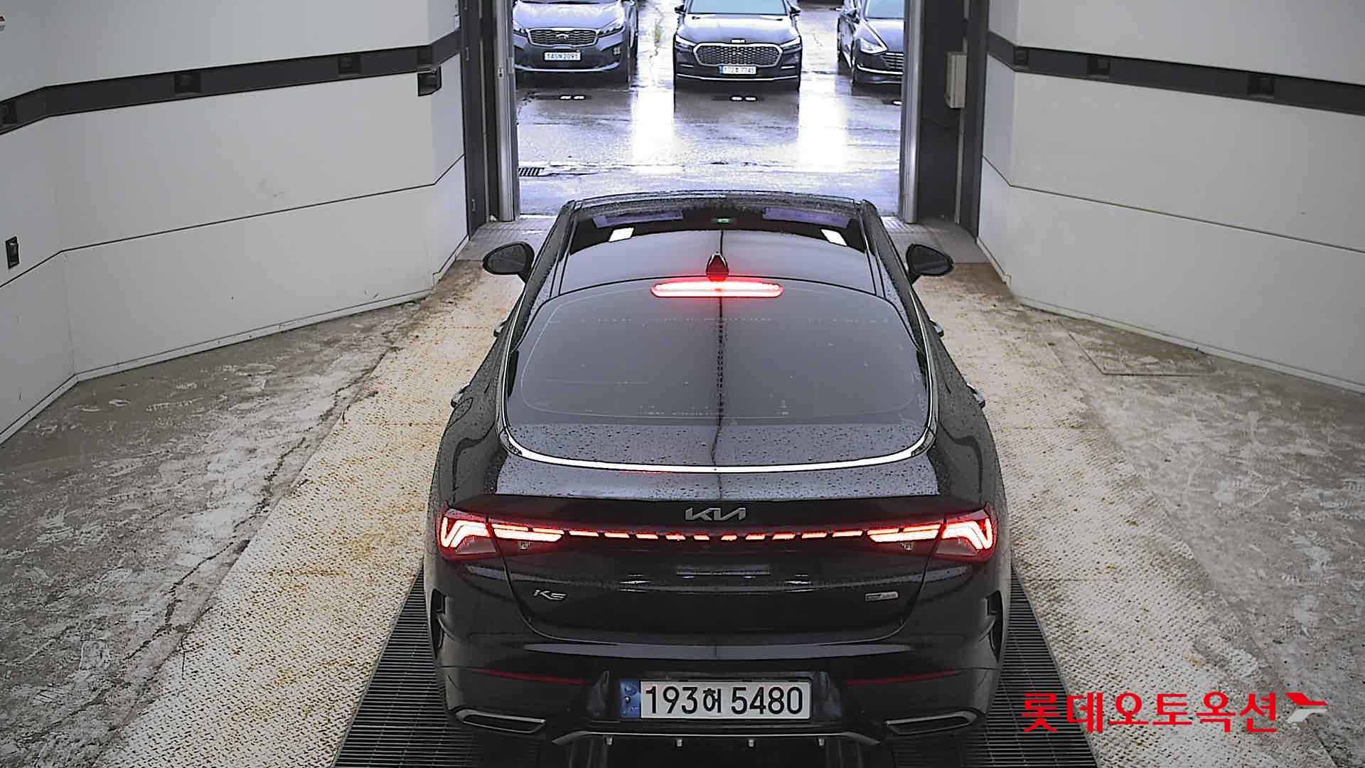 2022 - kia k5