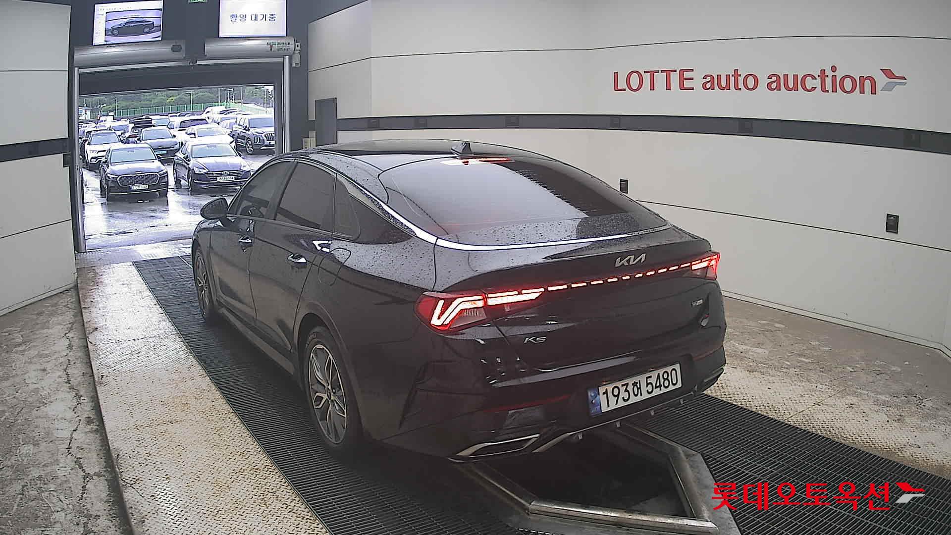 2022 - kia k5