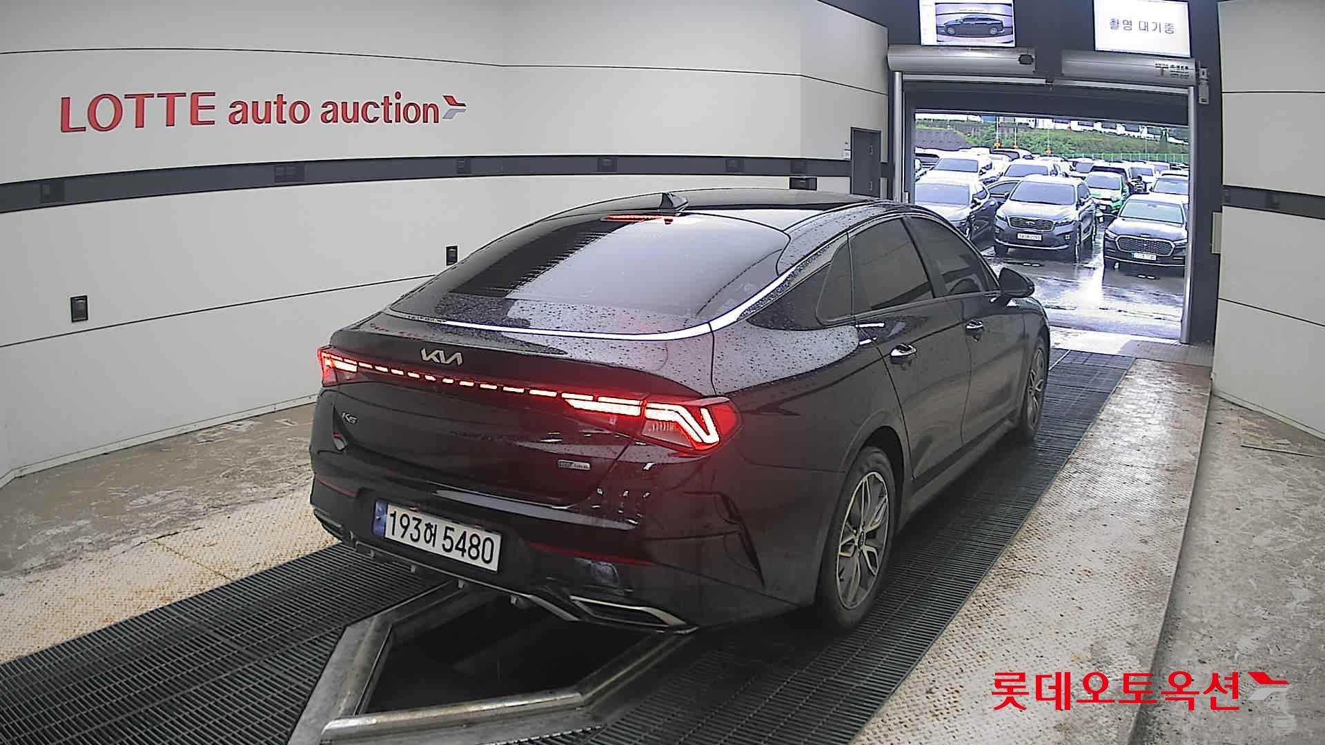 2022 - kia k5