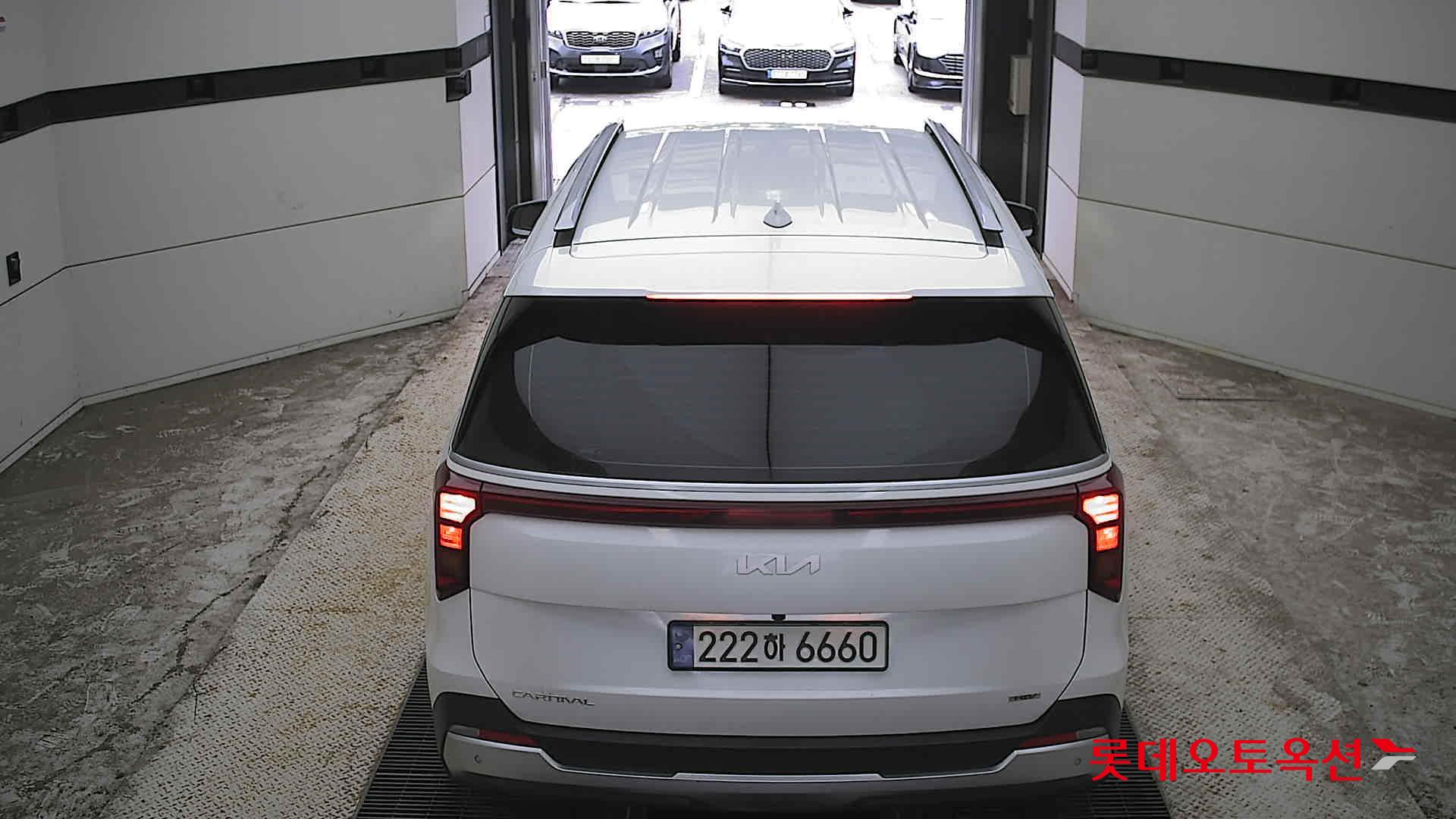 2024 - kia carnival