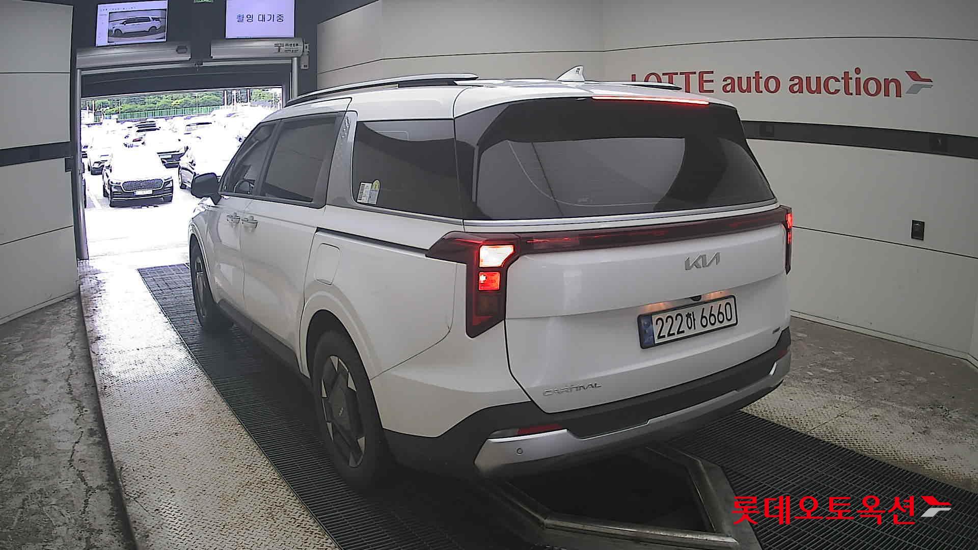 2024 - kia carnival