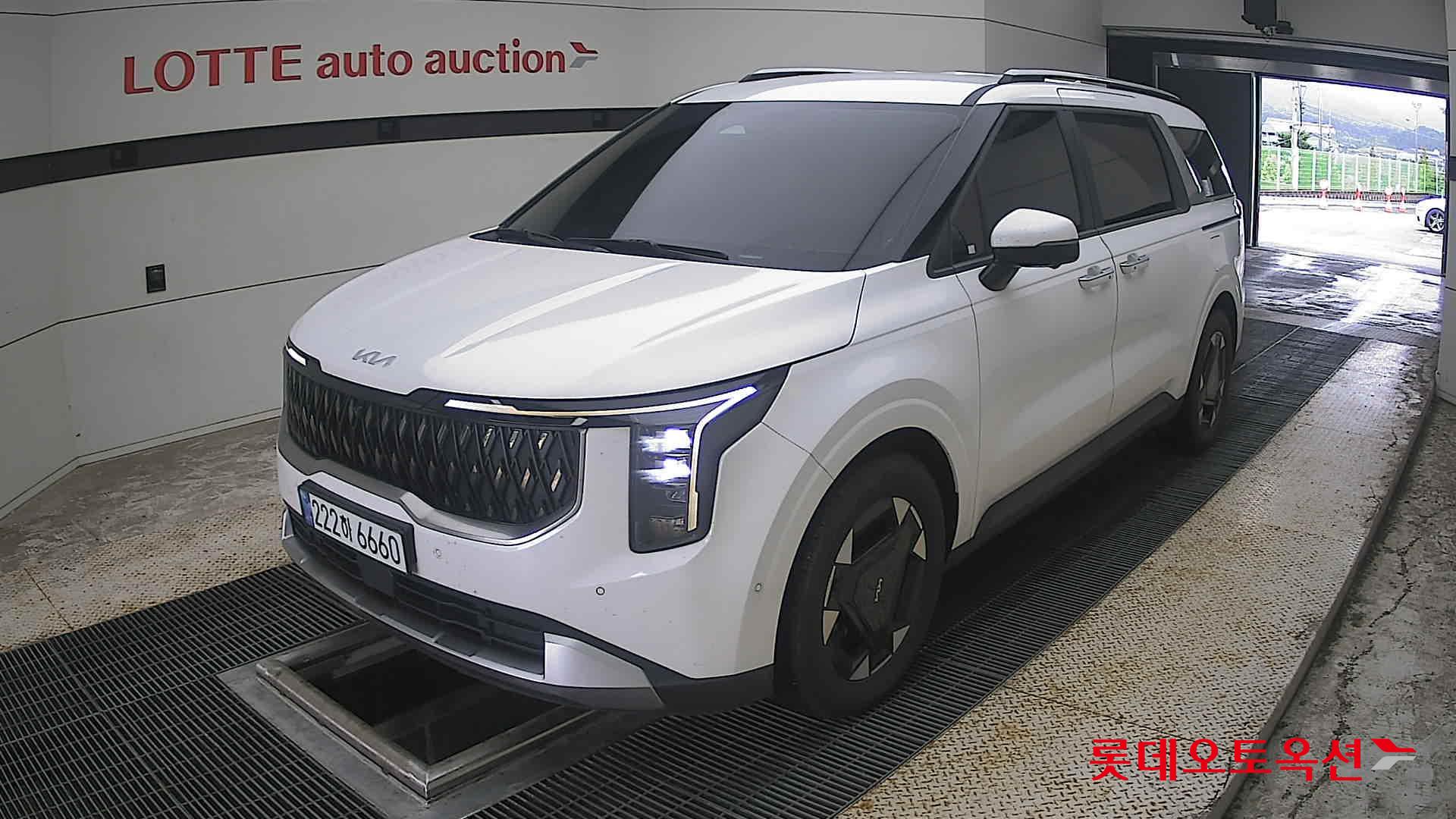 2024 - kia carnival