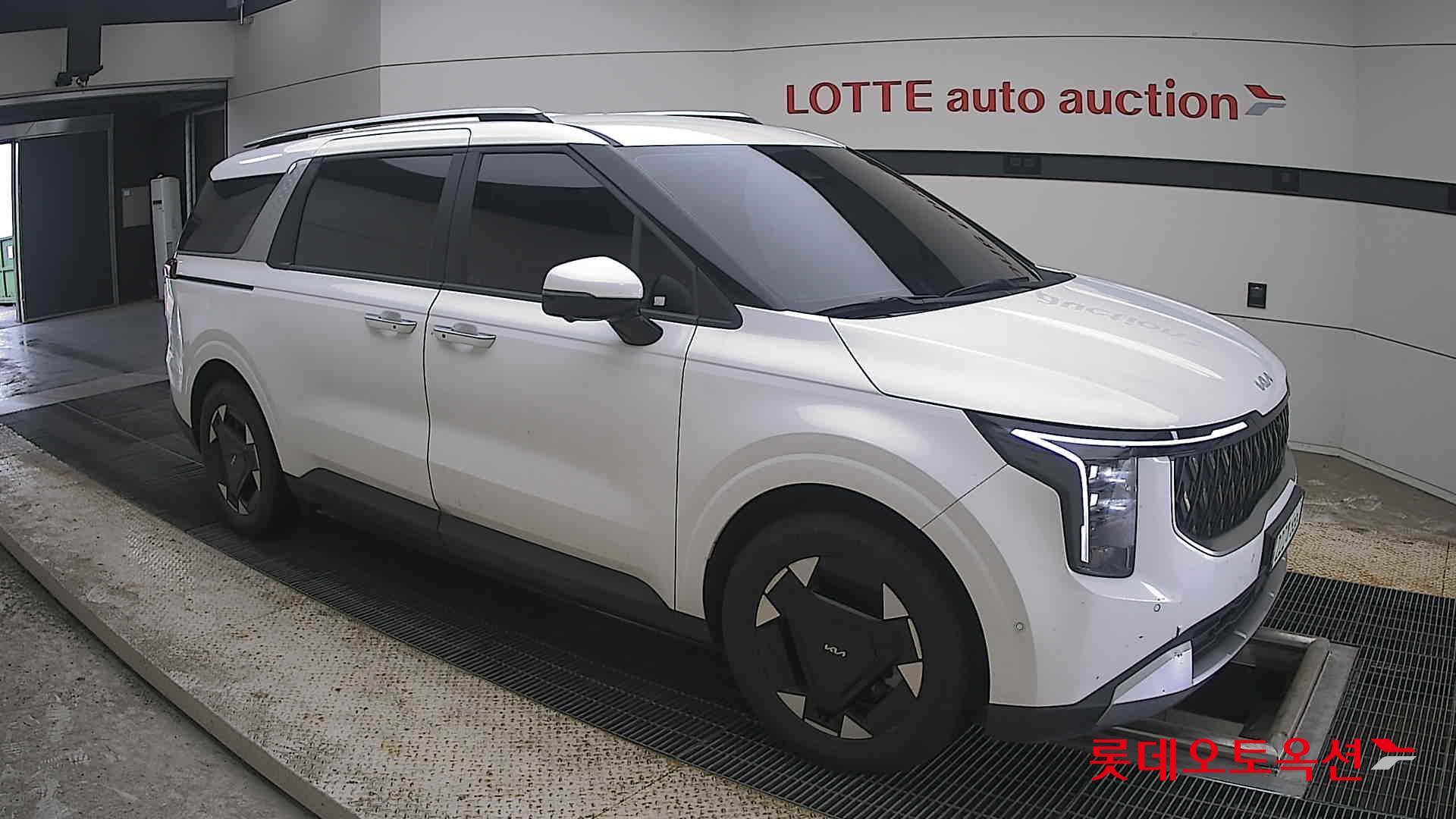 2024 - kia carnival