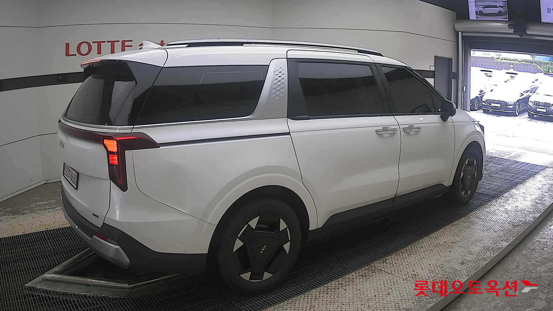 2024 - kia carnival