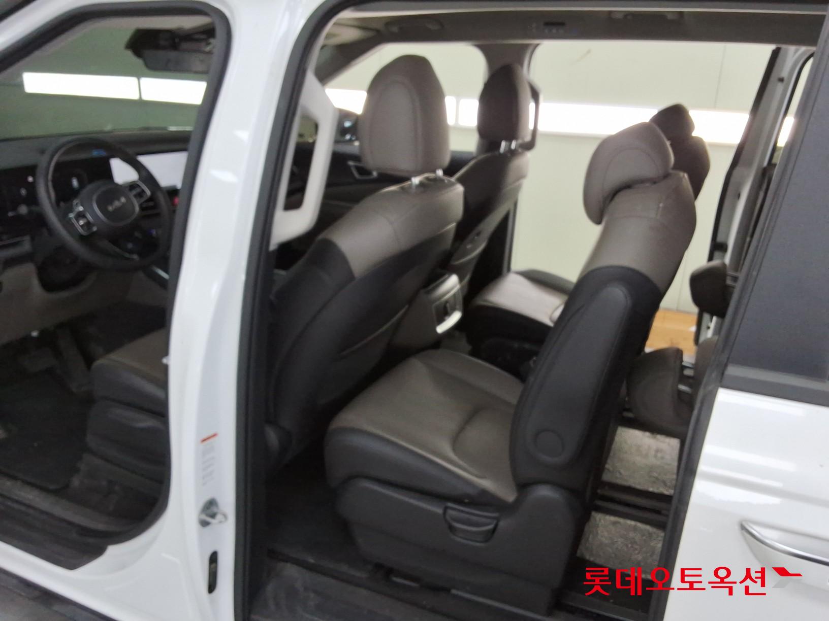 2024 - kia carnival