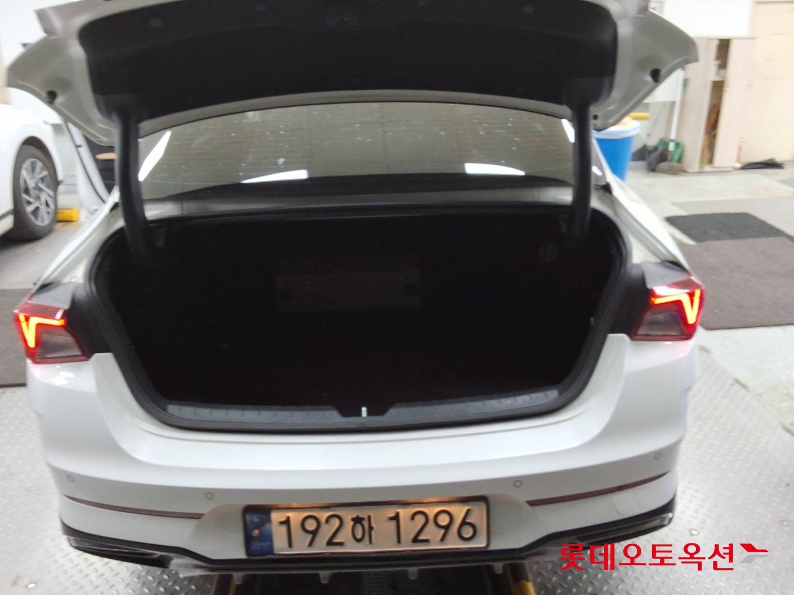2023 - kia k5