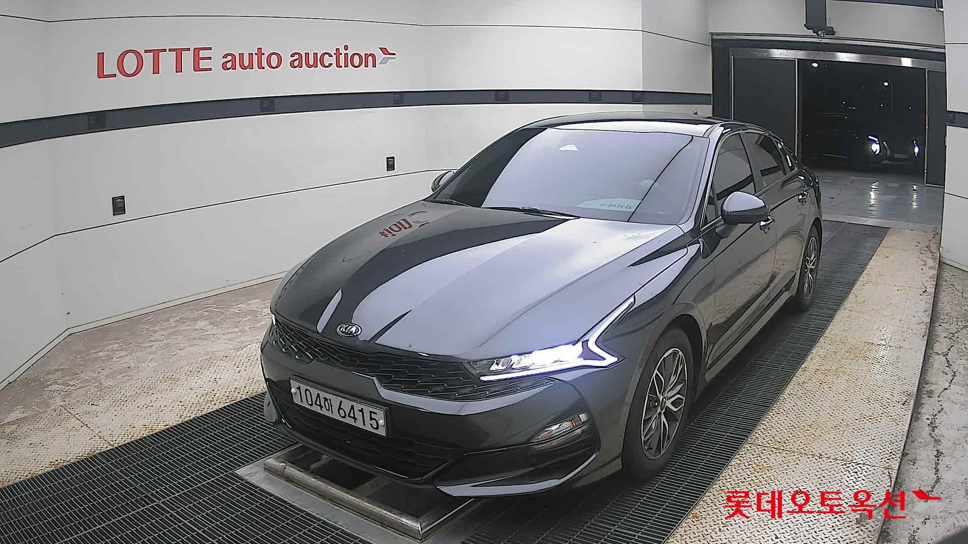 2020 - kia k5