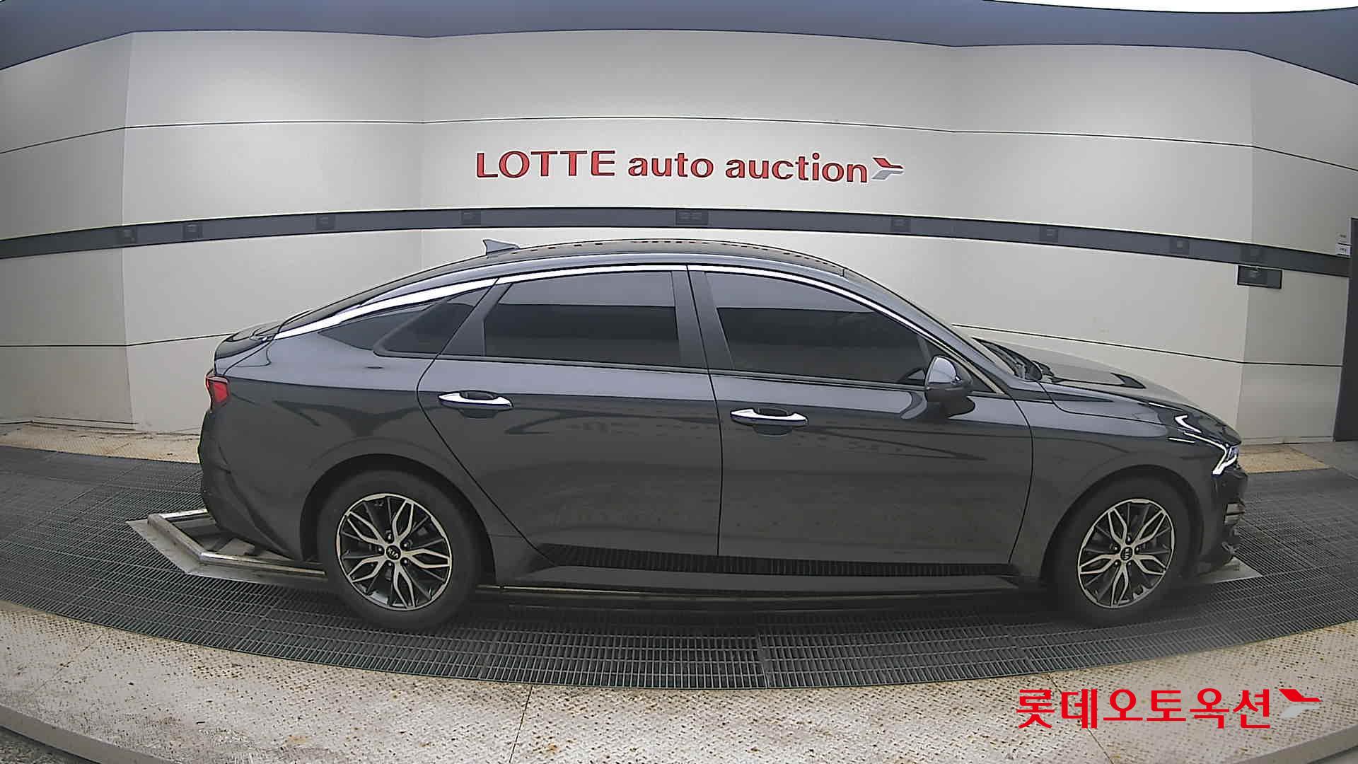 2020 - kia k5