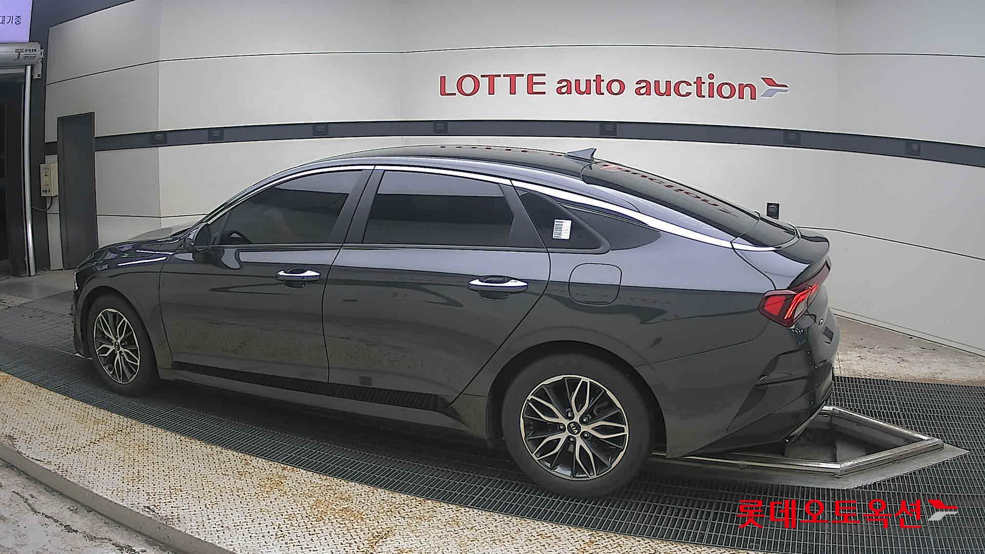 2020 - kia k5