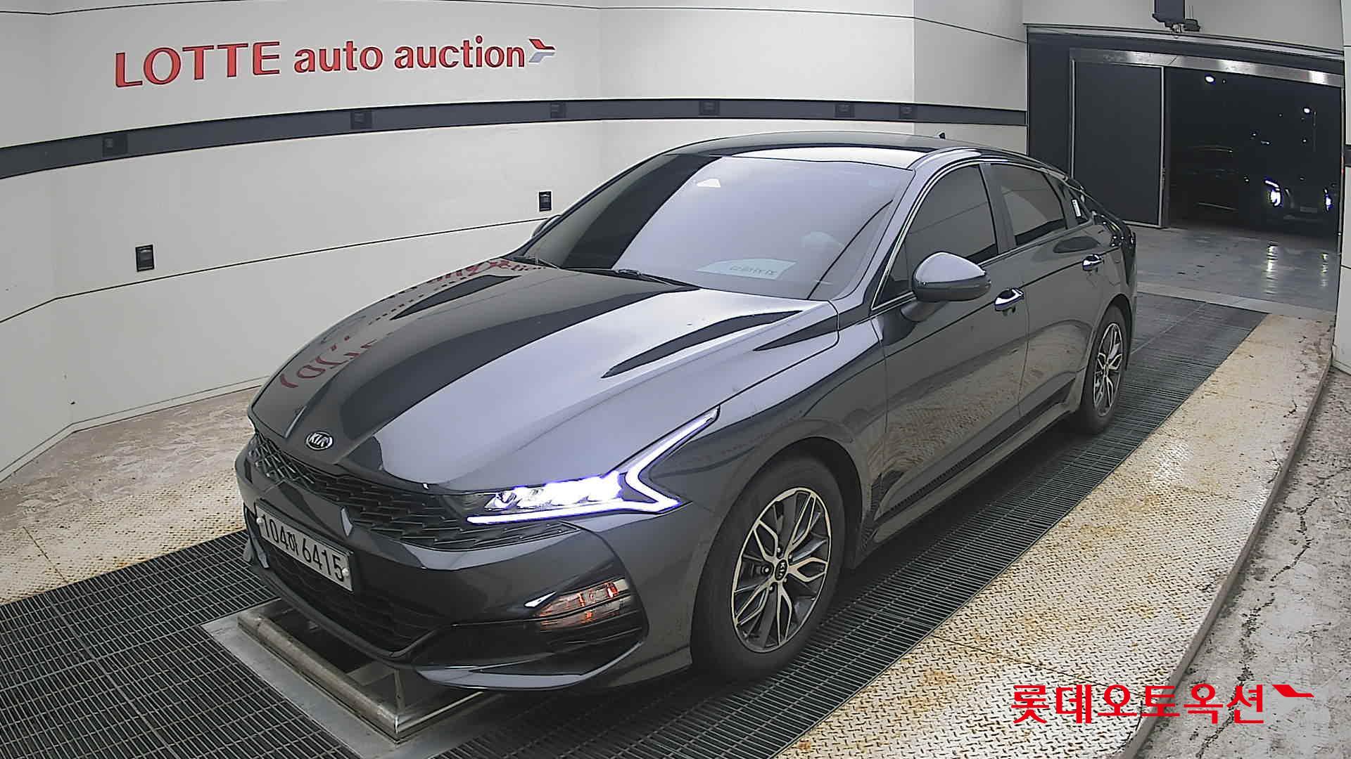 2020 - kia k5