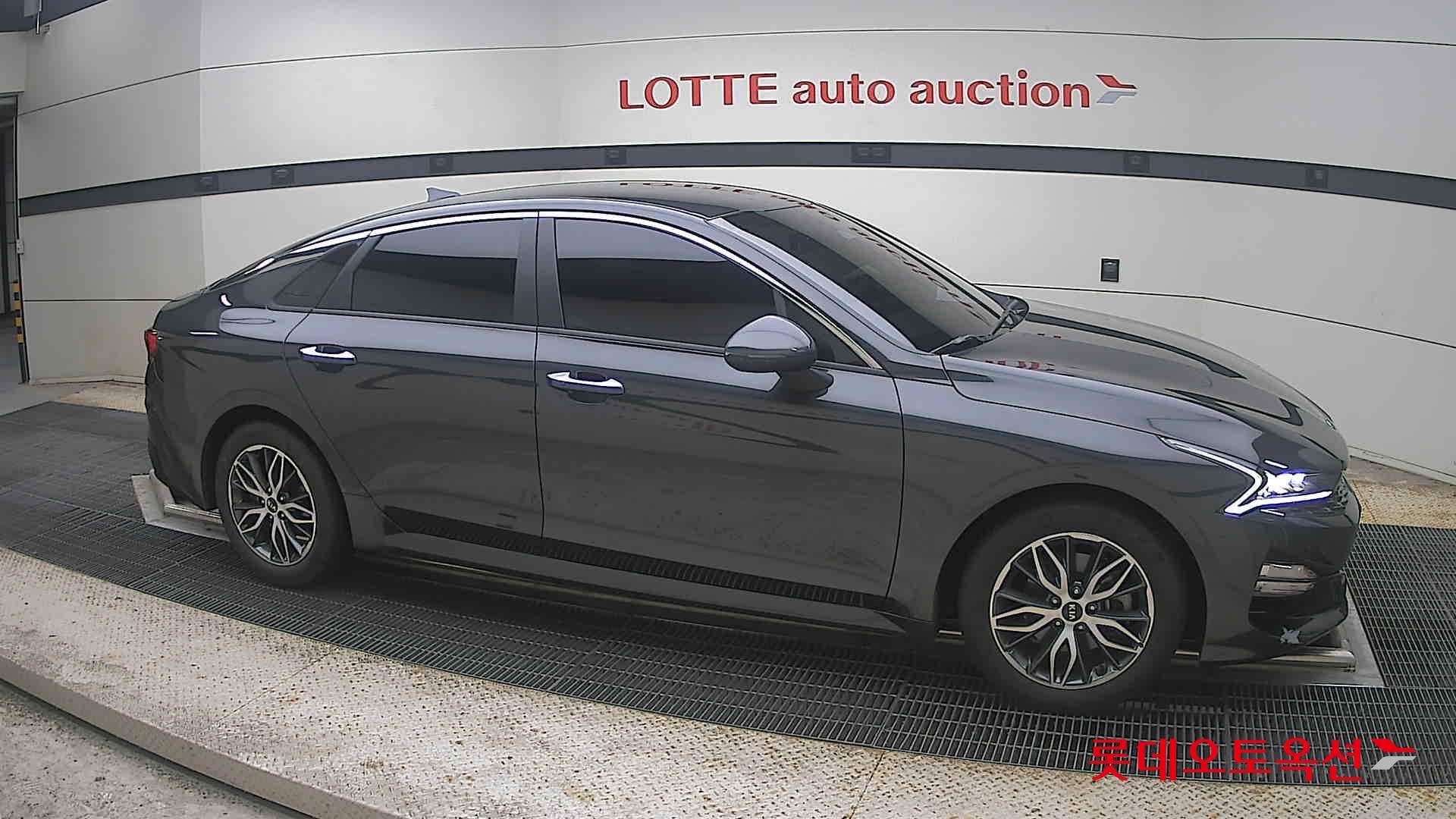 2020 - kia k5