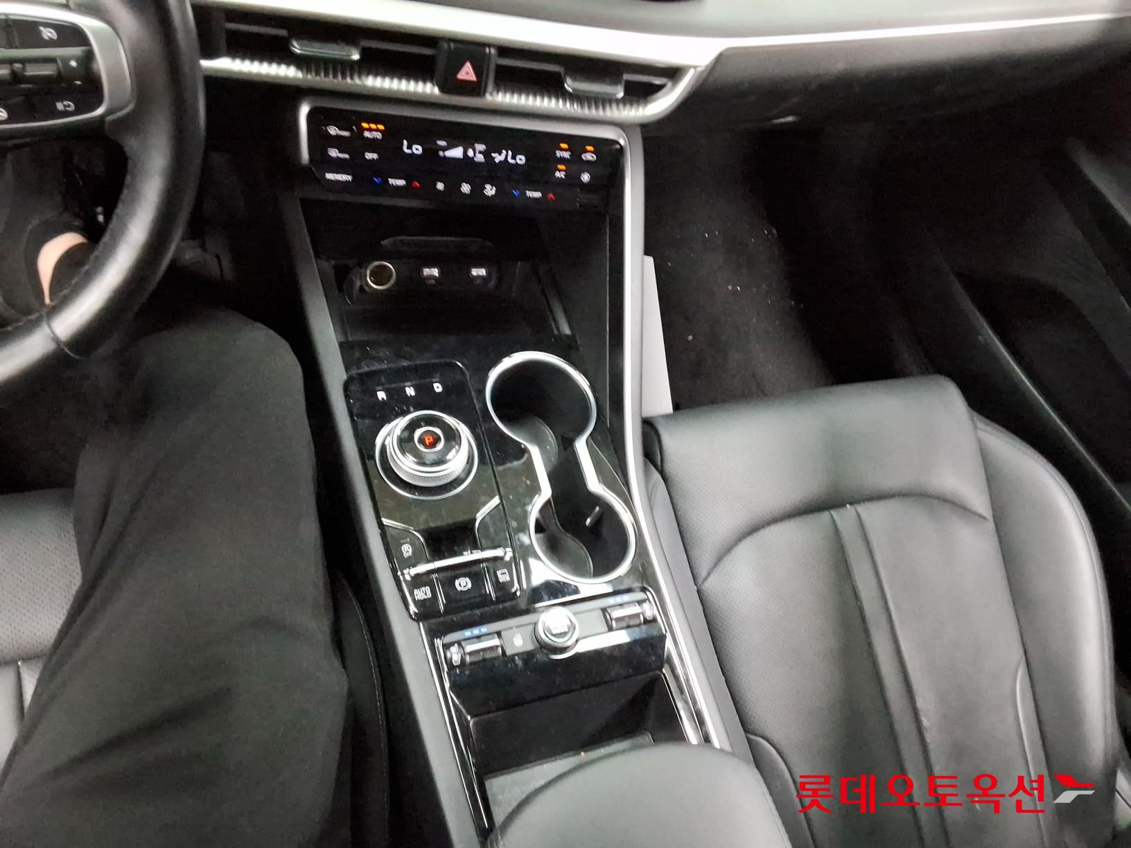 2020 - kia k5
