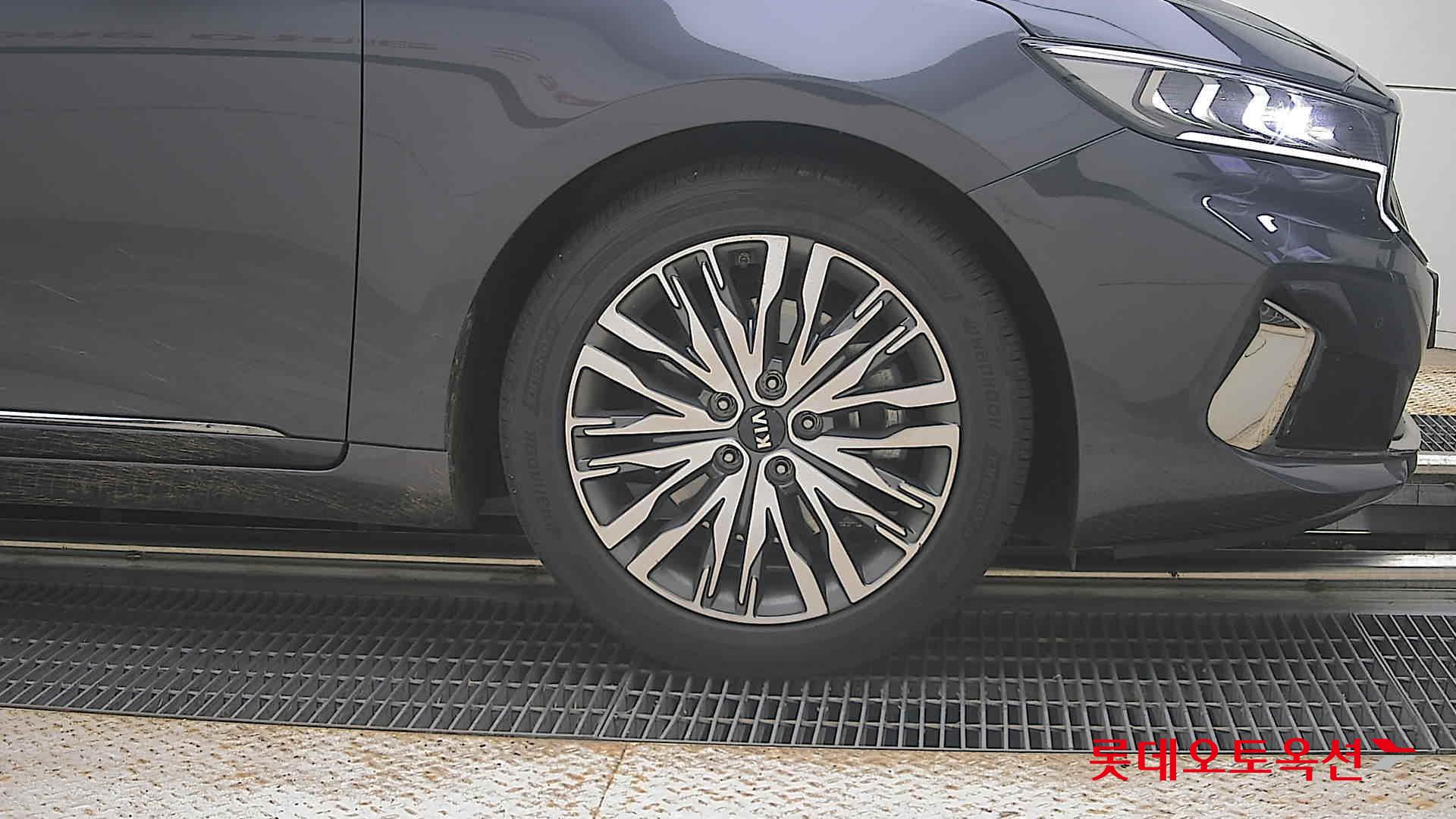 2020 - kia k7