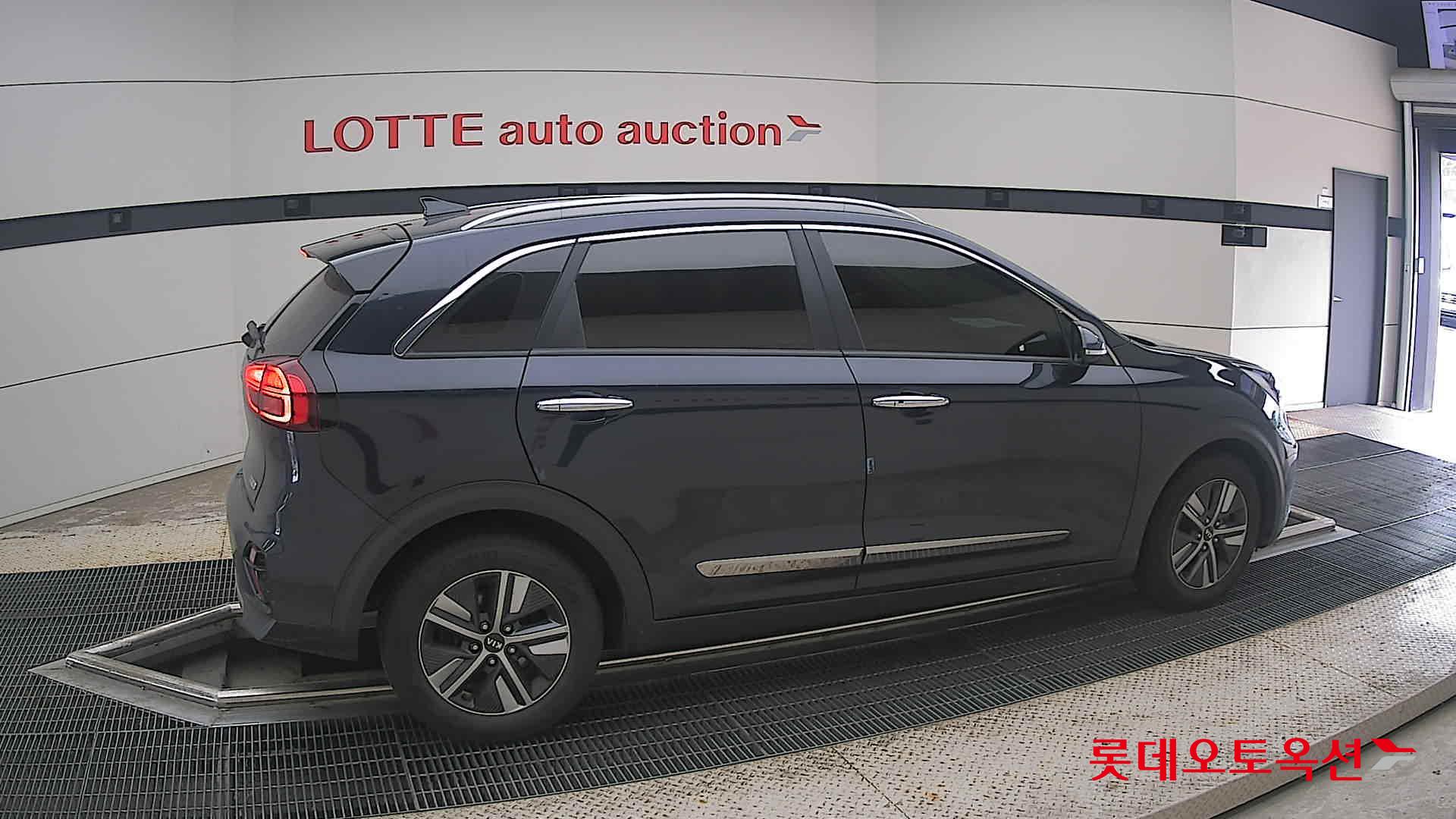 2020 - kia niro