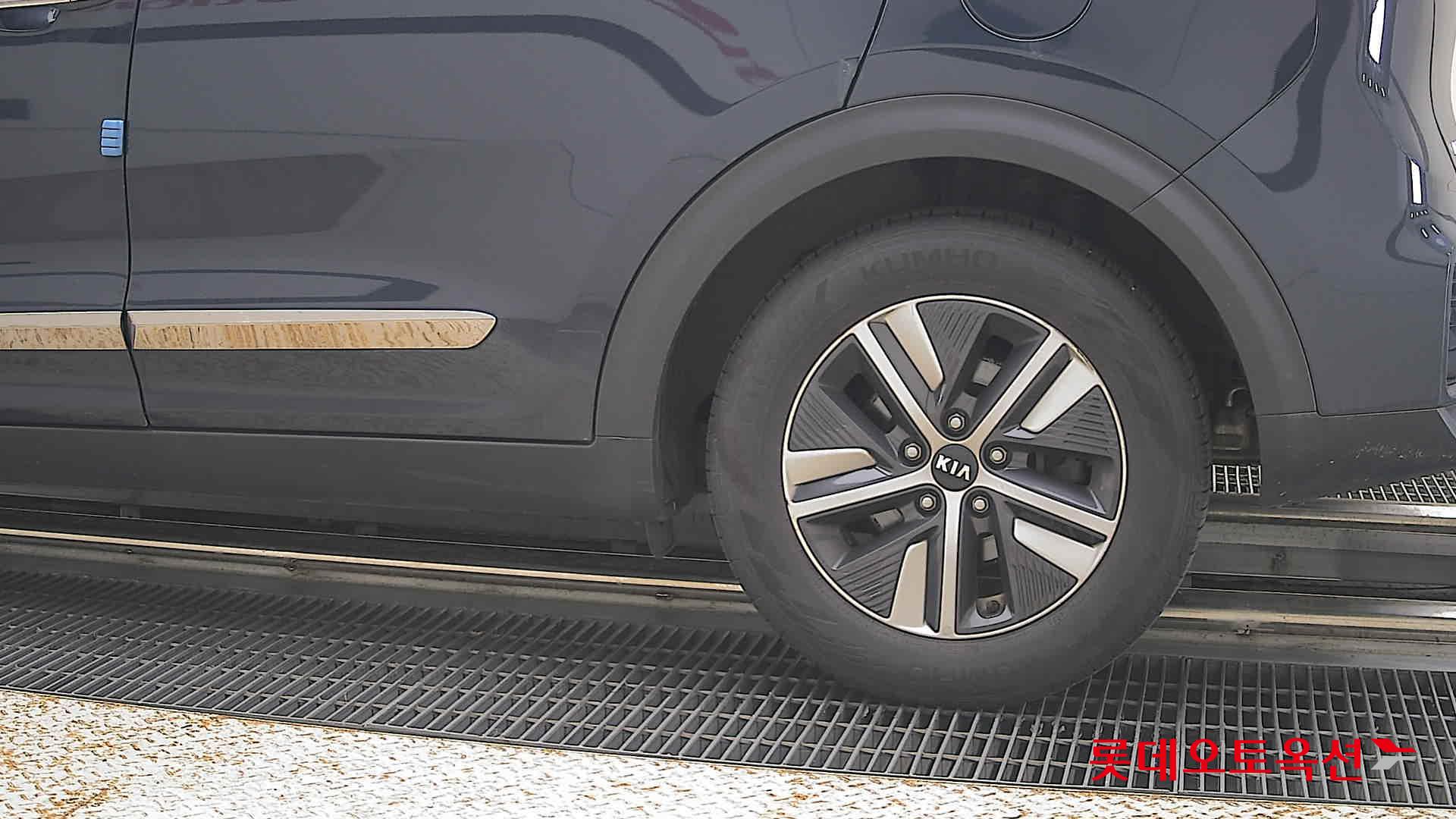 2020 - kia niro