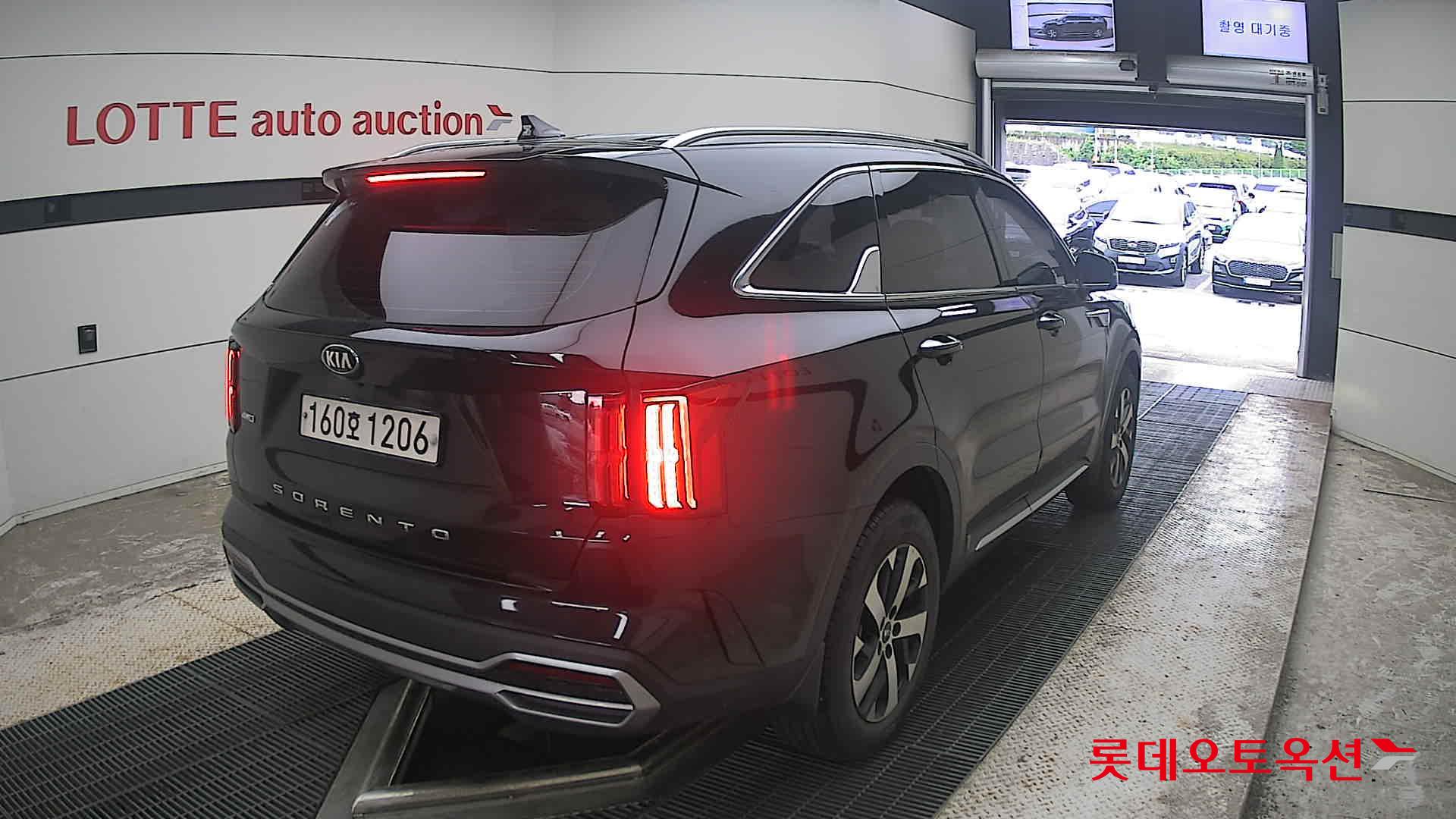 2021 - kia sorento