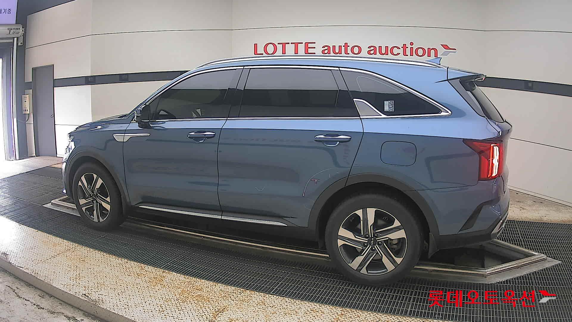 2023 - kia sorento